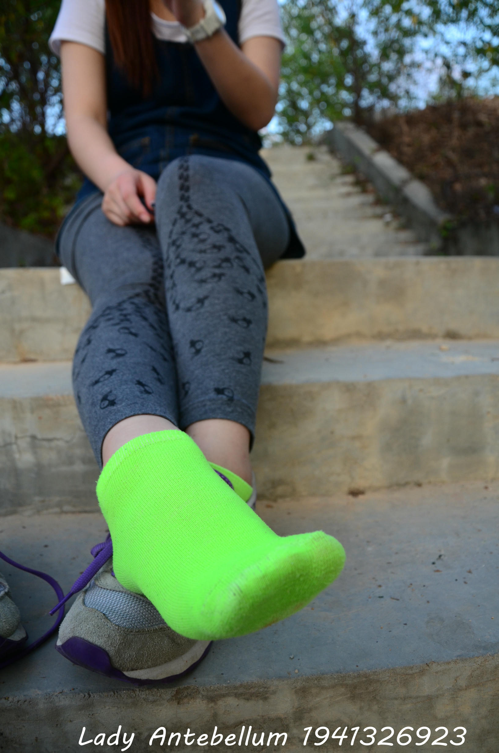 [战前女神] 恋足美腿棉袜女神级摄影套图 094 [104P-242MB]_第4集