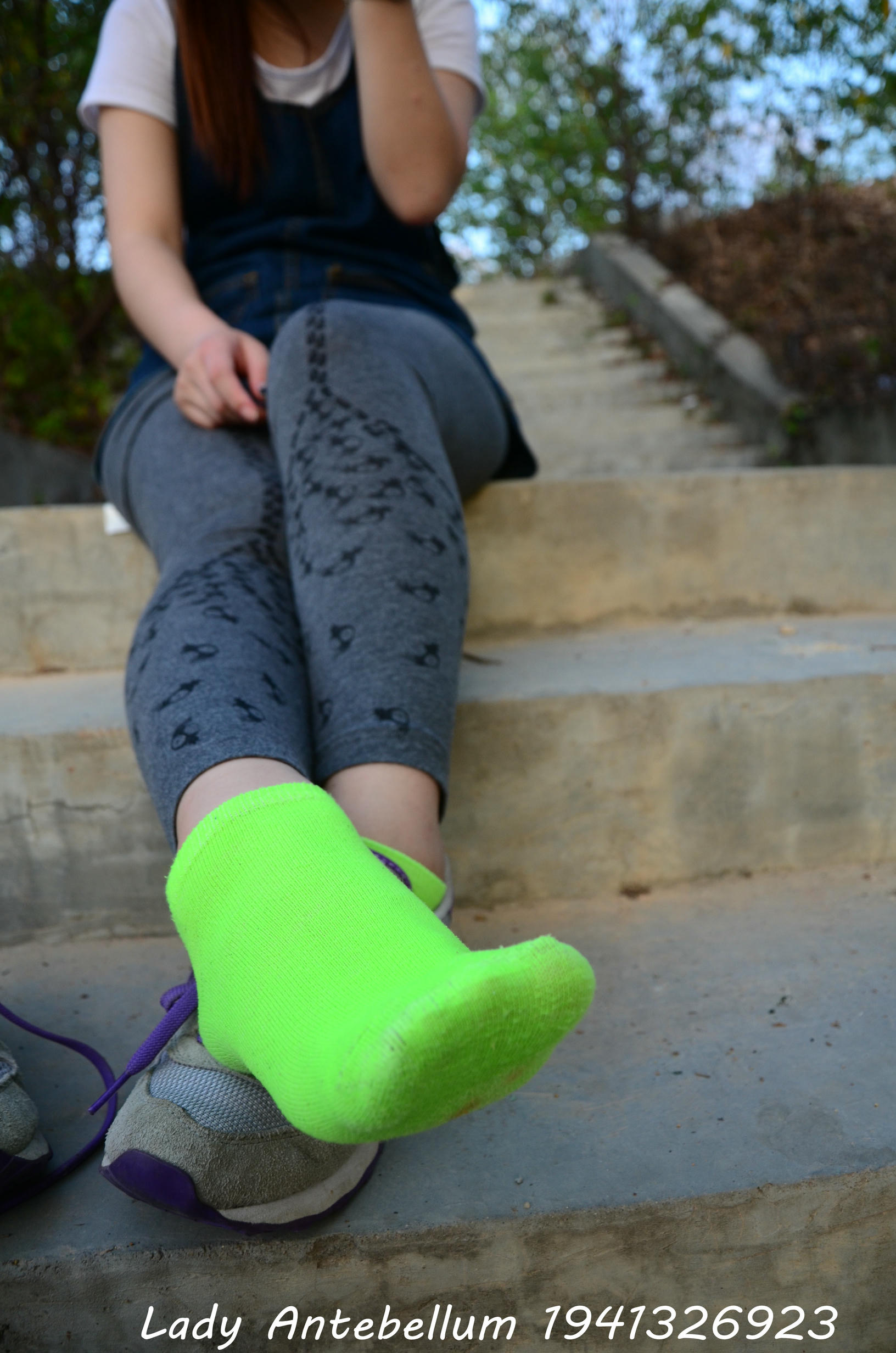 [战前女神] 恋足美腿棉袜女神级摄影套图 094 [104P-242MB]_第4集