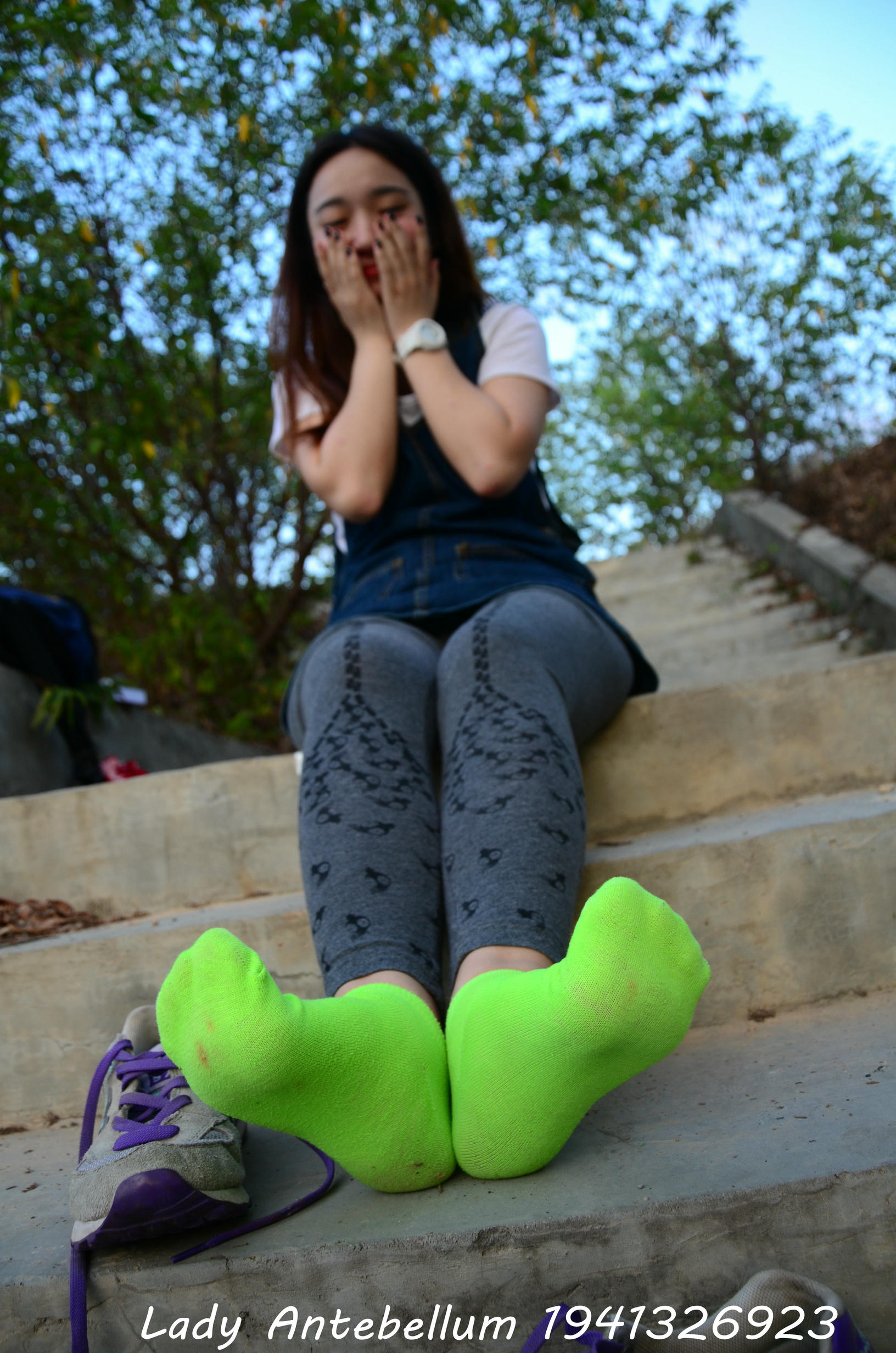 [战前女神] 恋足美腿棉袜女神级摄影套图 094 [104P-242MB]_第5集