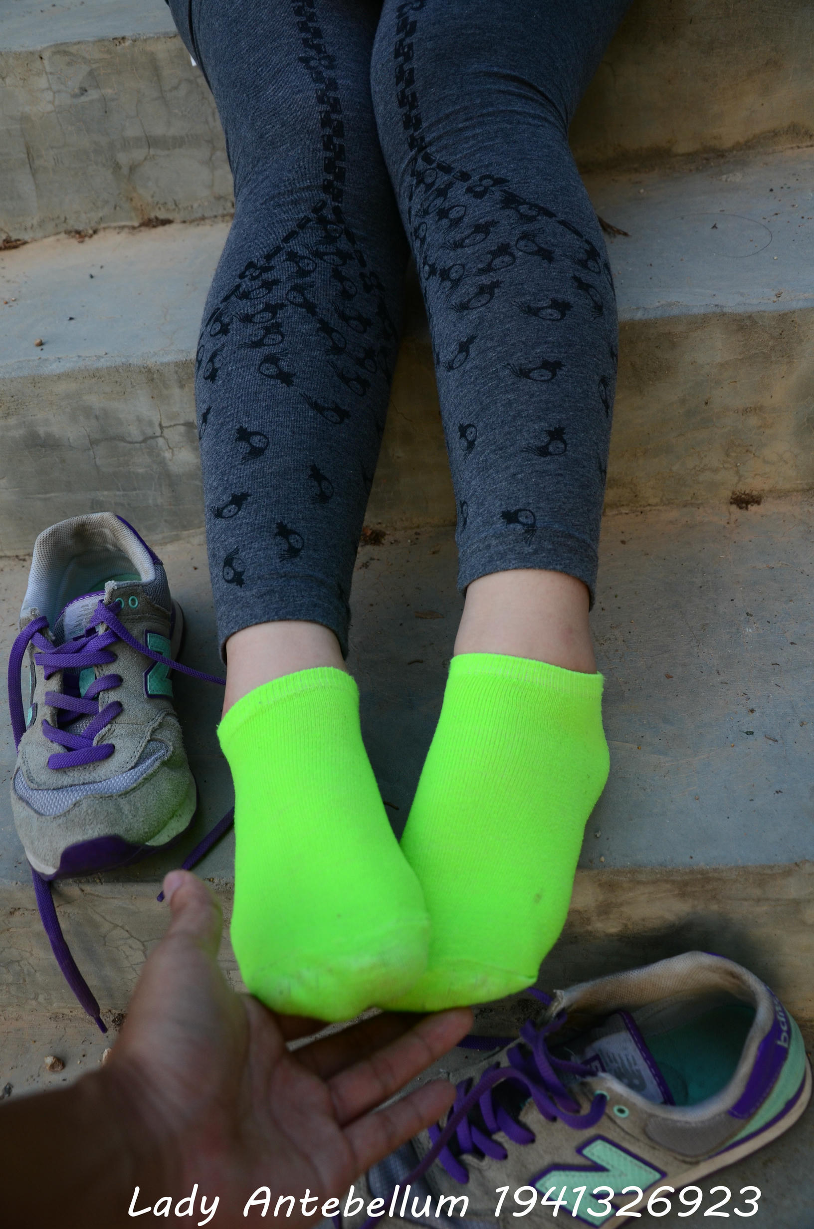 [战前女神] 恋足美腿棉袜女神级摄影套图 094 [104P-242MB]_第5集