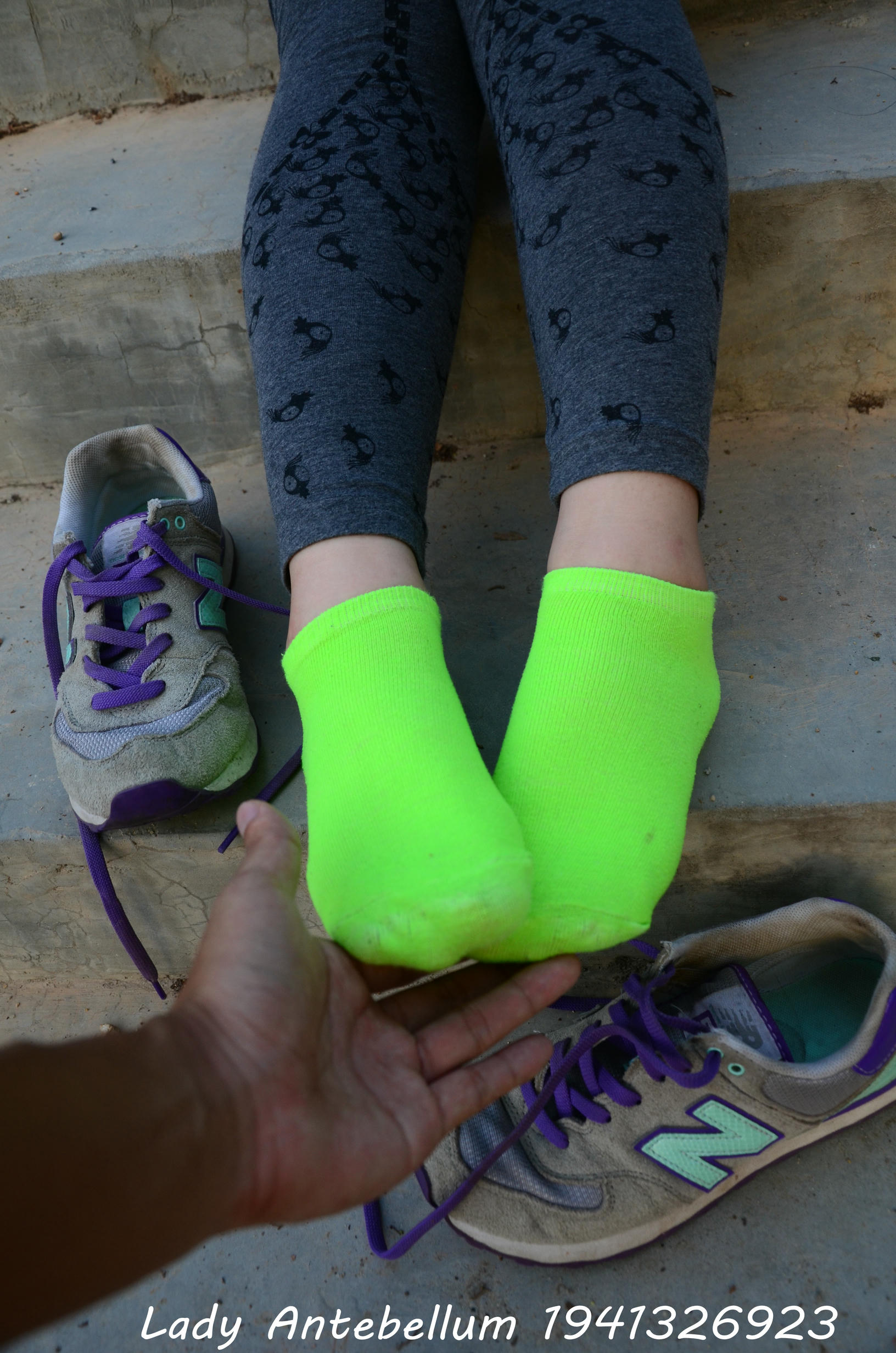 [战前女神] 恋足美腿棉袜女神级摄影套图 094 [104P-242MB]_第5集