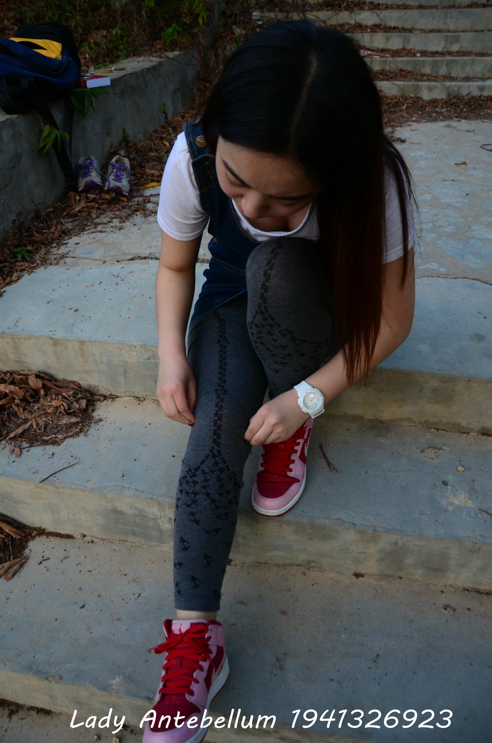 [战前女神] 恋足美腿棉袜女神级摄影套图 095 [95P-235MB]_第1集