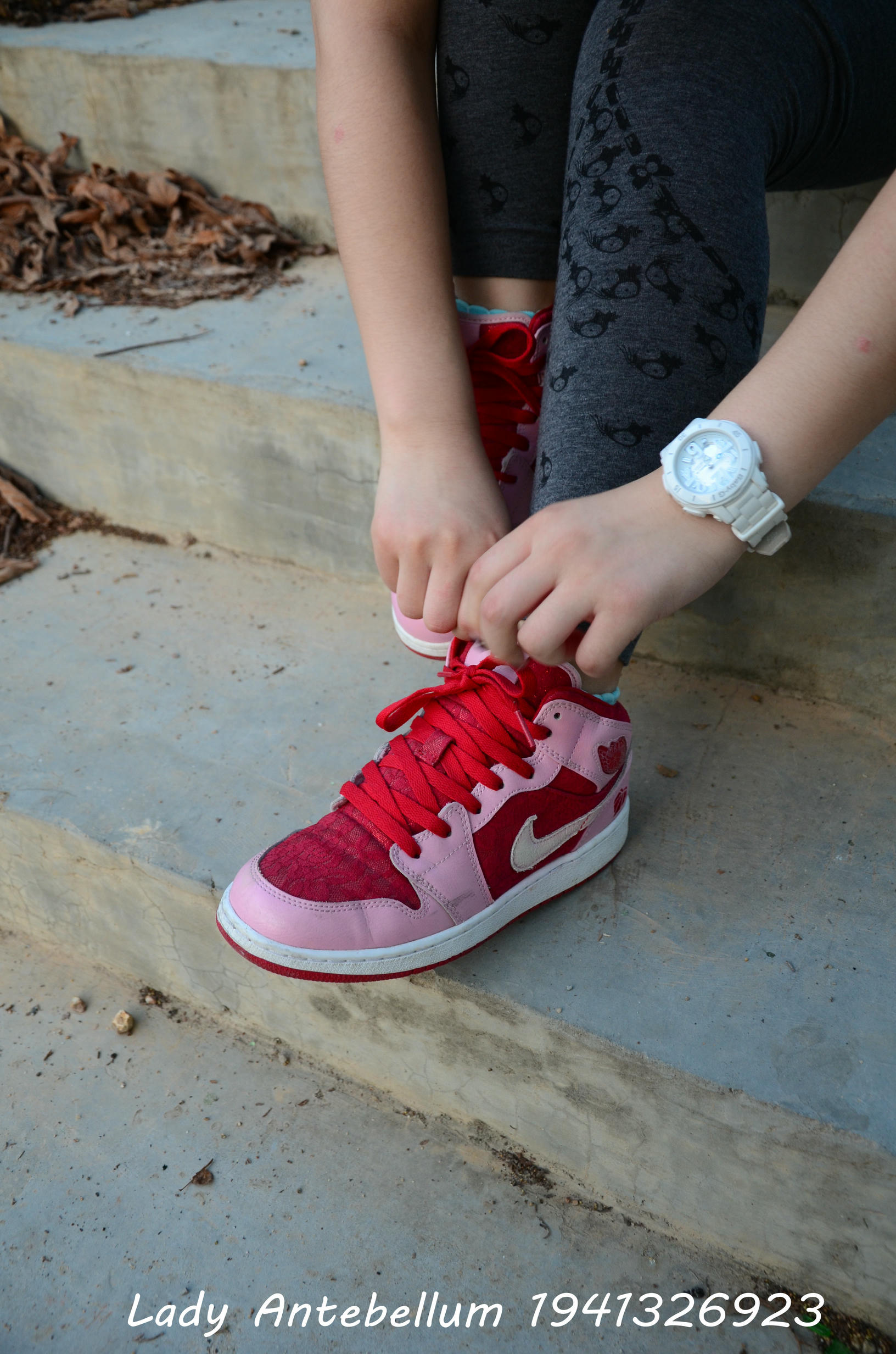 [战前女神] 恋足美腿棉袜女神级摄影套图 095 [95P-235MB]_第2集