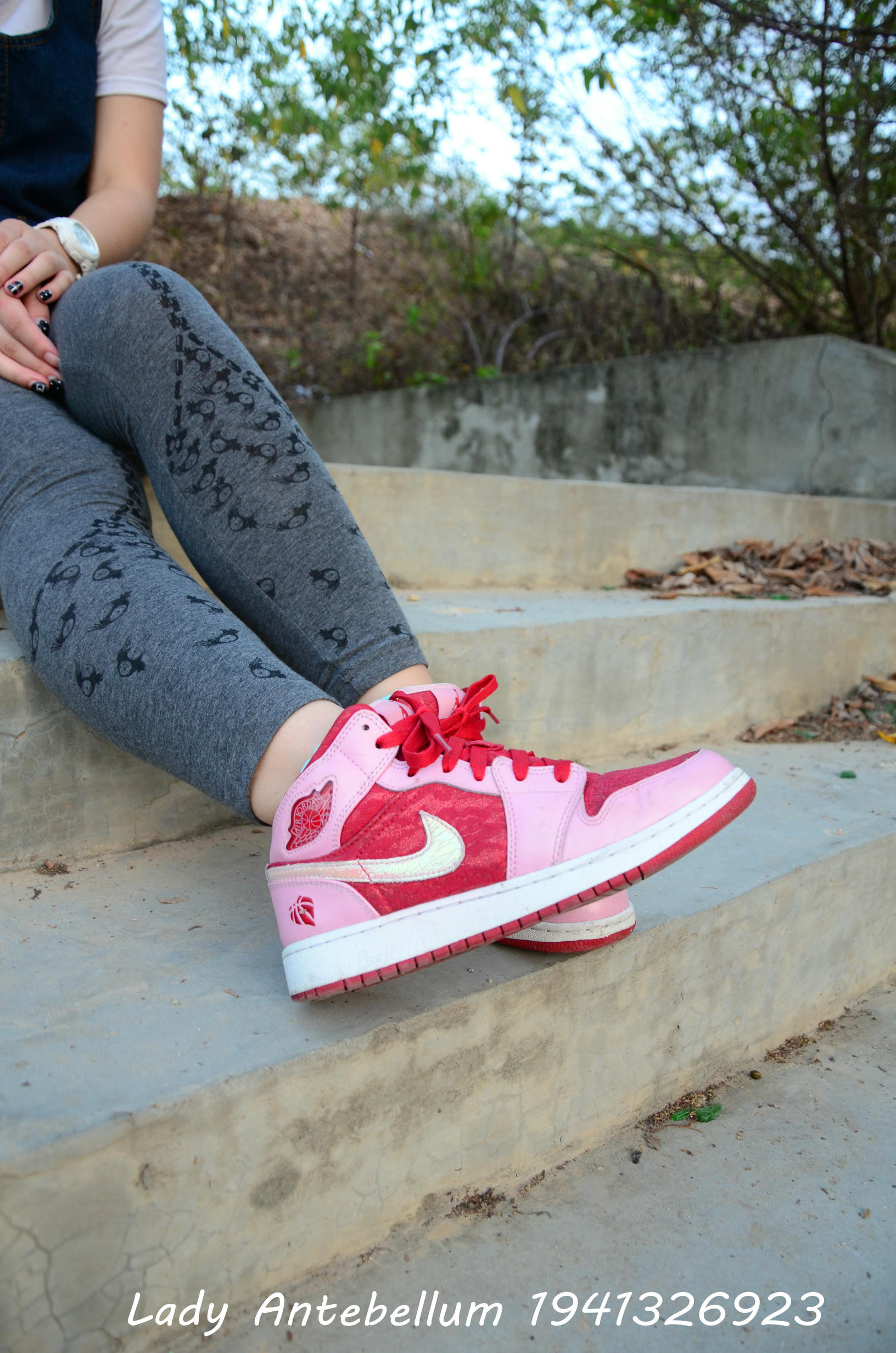 [战前女神] 恋足美腿棉袜女神级摄影套图 095 [95P-235MB]_第2集