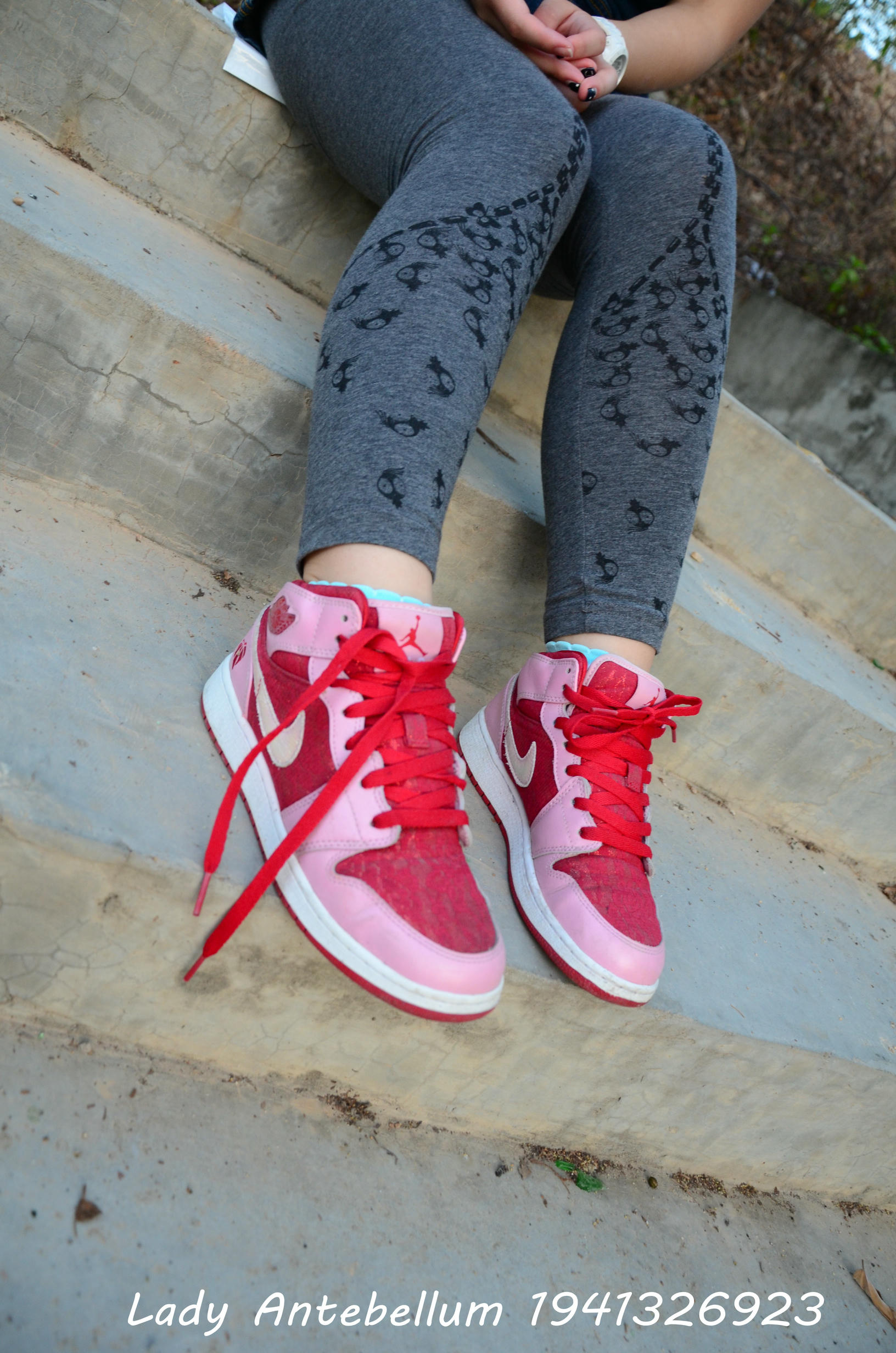 [战前女神] 恋足美腿棉袜女神级摄影套图 095 [95P-235MB]_第2集