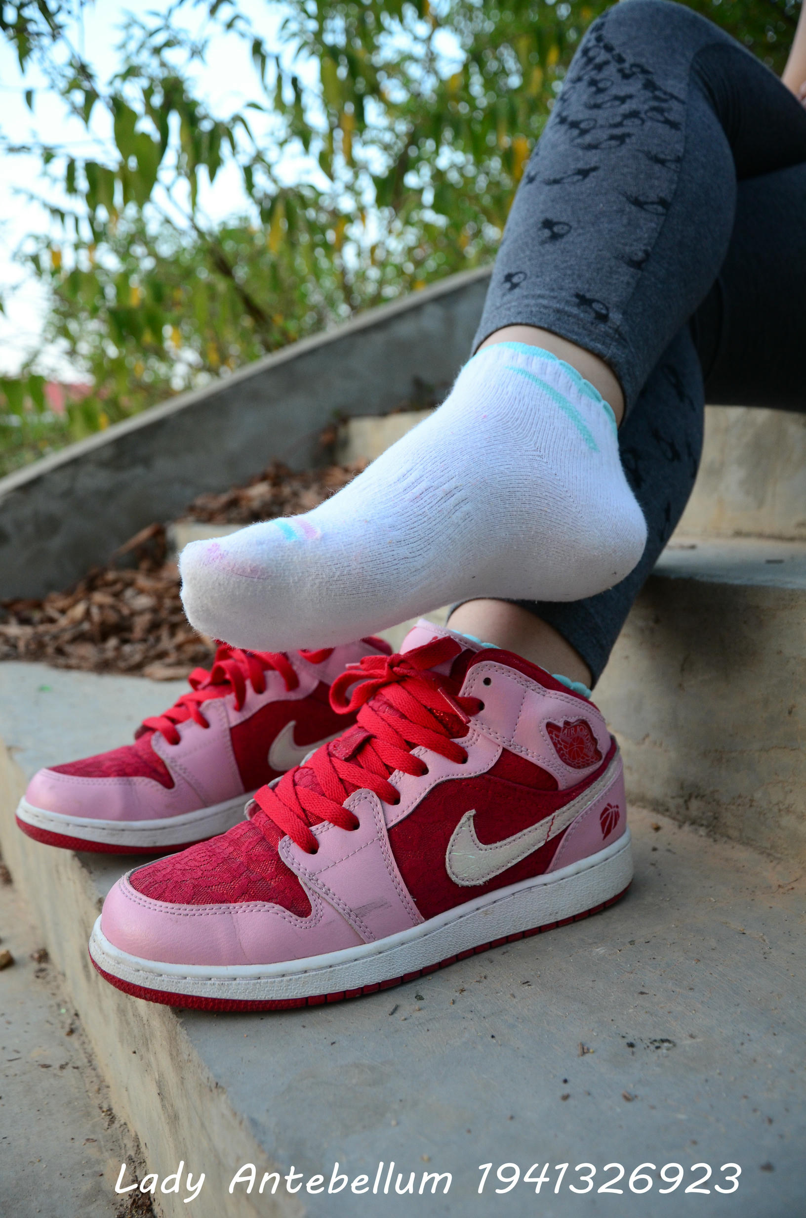 [战前女神] 恋足美腿棉袜女神级摄影套图 095 [95P-235MB]_第3集