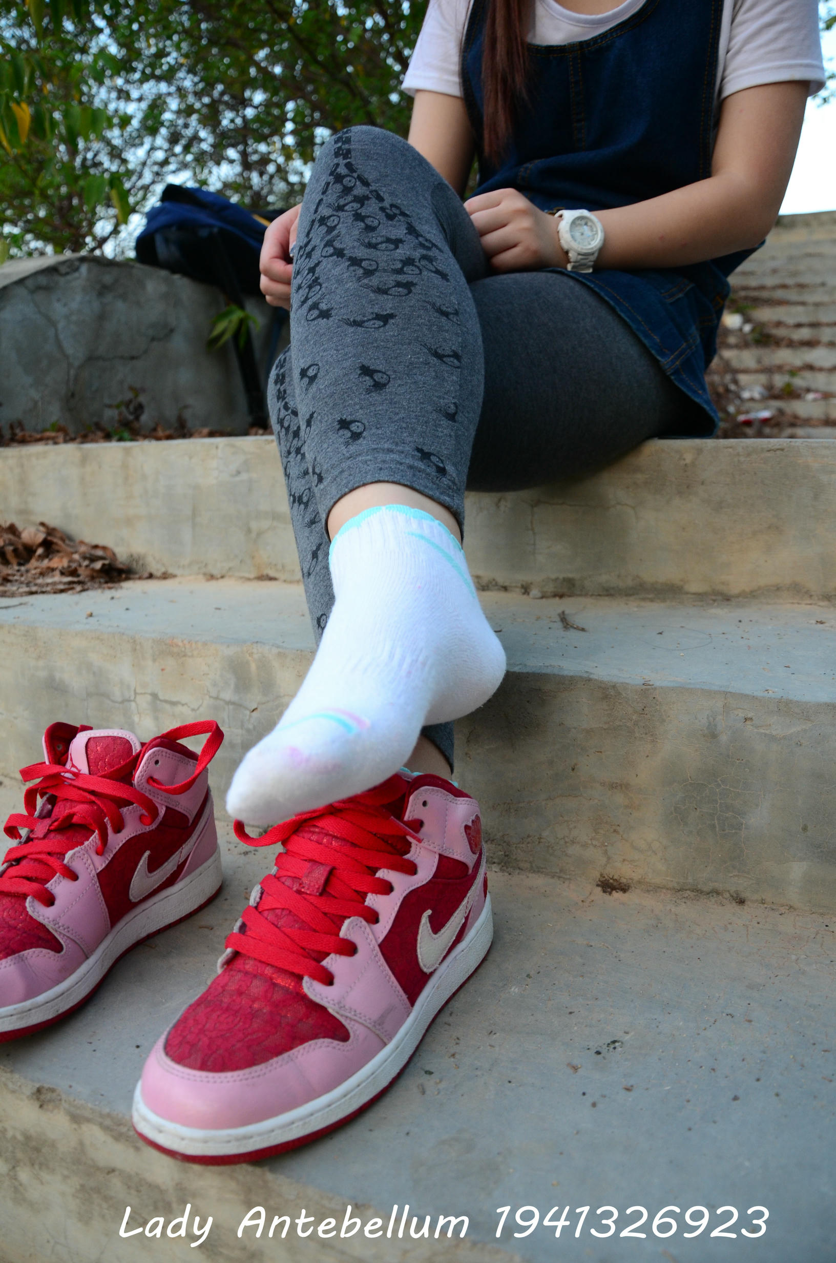 [战前女神] 恋足美腿棉袜女神级摄影套图 095 [95P-235MB]_第3集