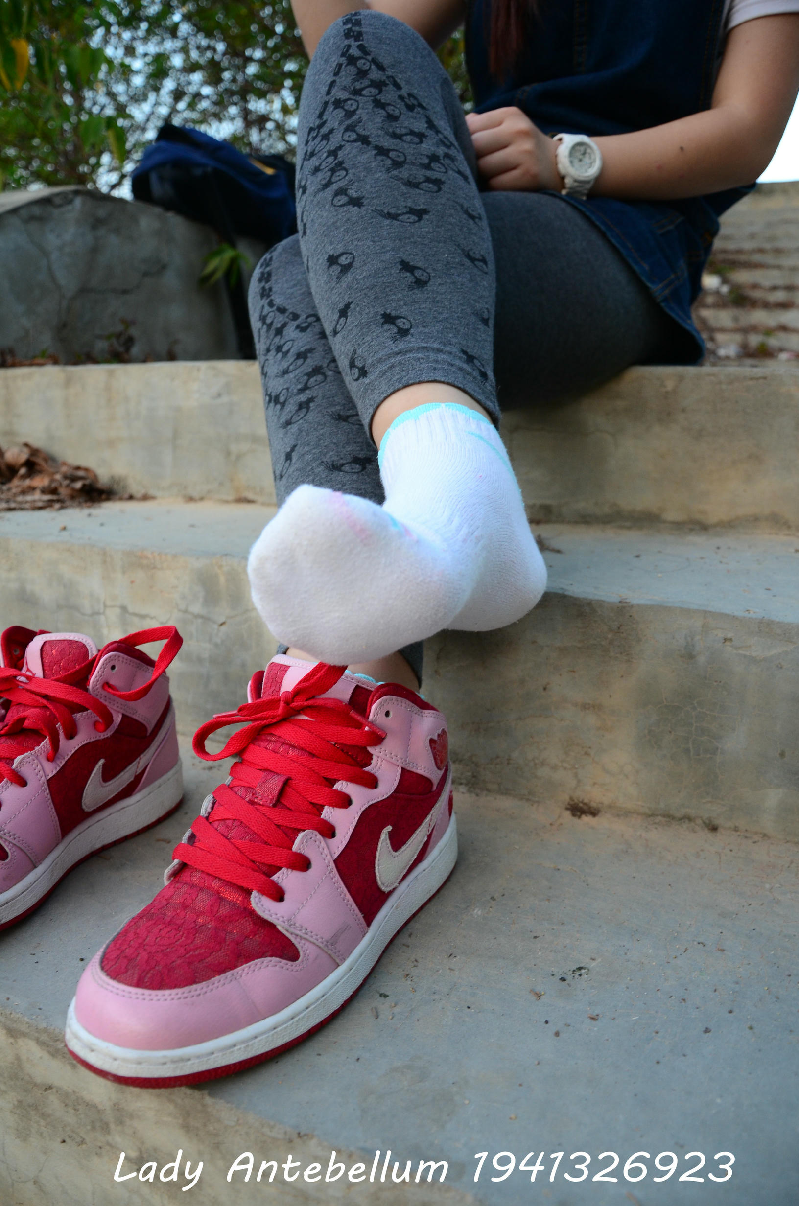 [战前女神] 恋足美腿棉袜女神级摄影套图 095 [95P-235MB]_第3集