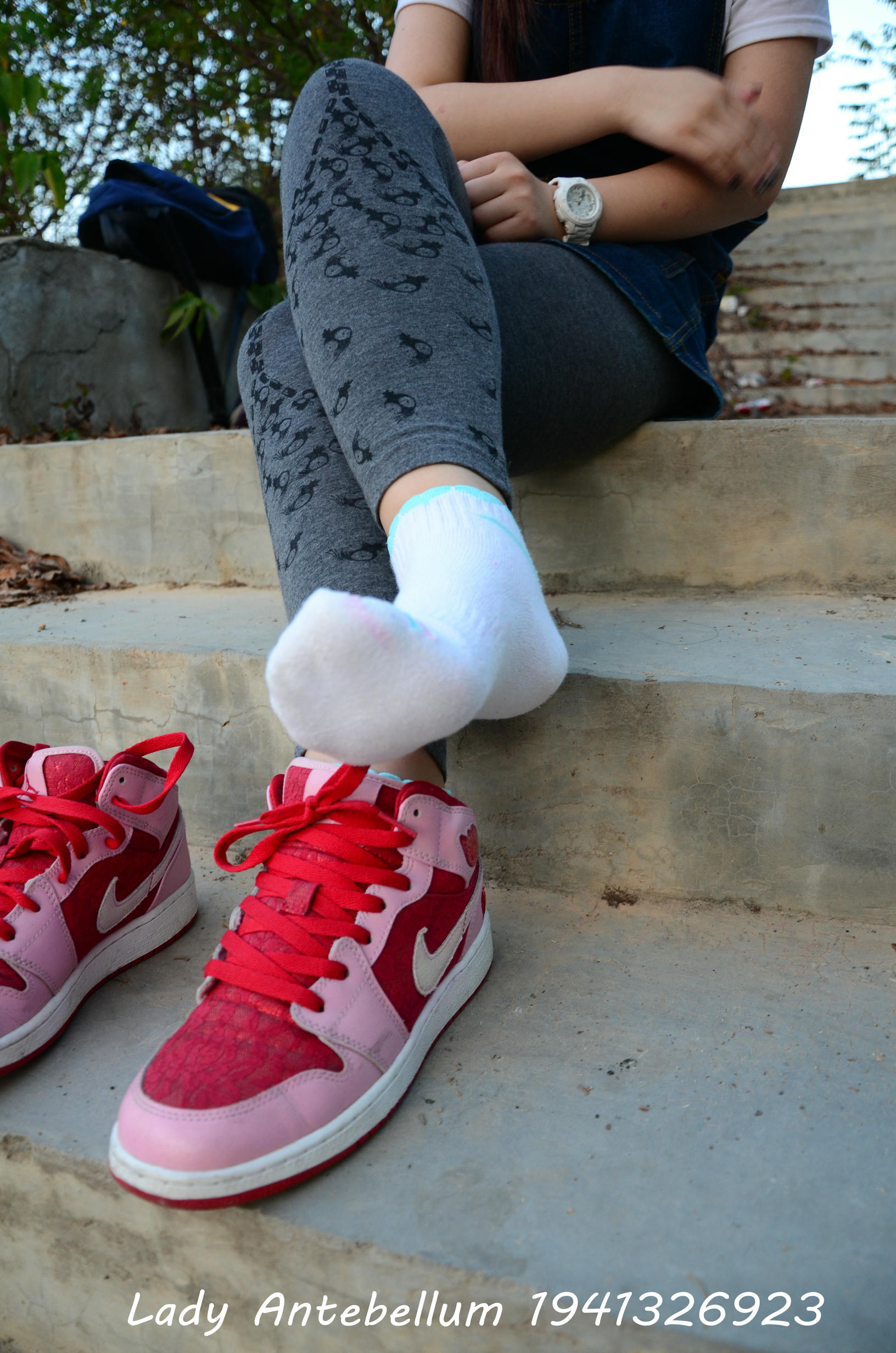 [战前女神] 恋足美腿棉袜女神级摄影套图 095 [95P-235MB]_第3集