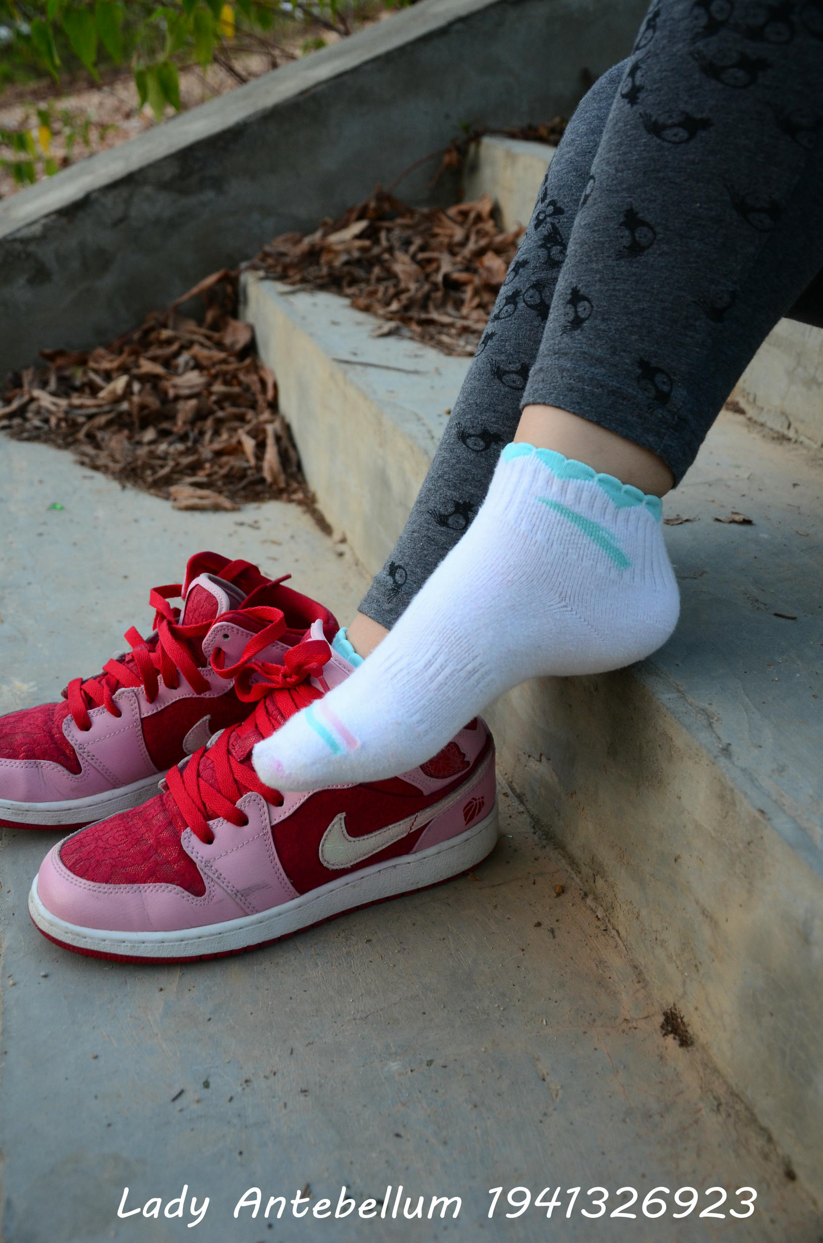 [战前女神] 恋足美腿棉袜女神级摄影套图 095 [95P-235MB]_第3集