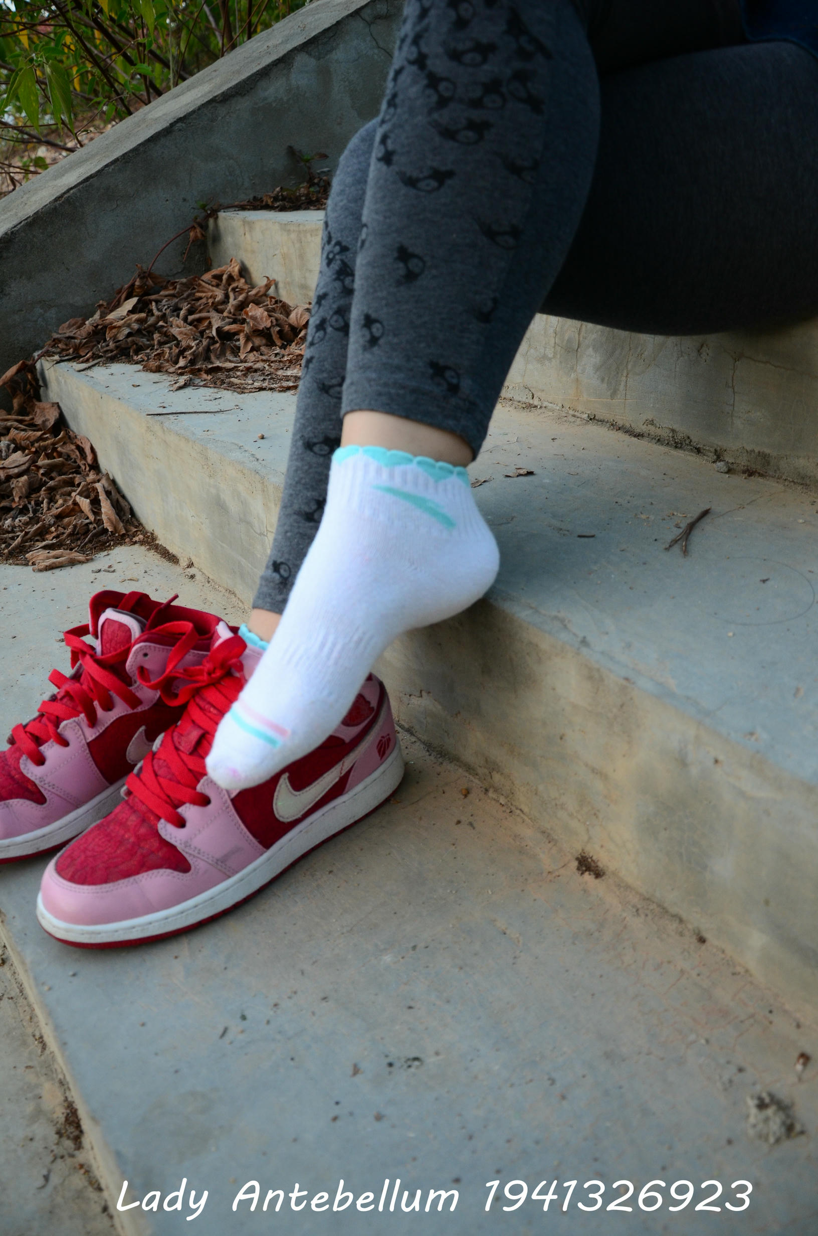 [战前女神] 恋足美腿棉袜女神级摄影套图 095 [95P-235MB]_第3集