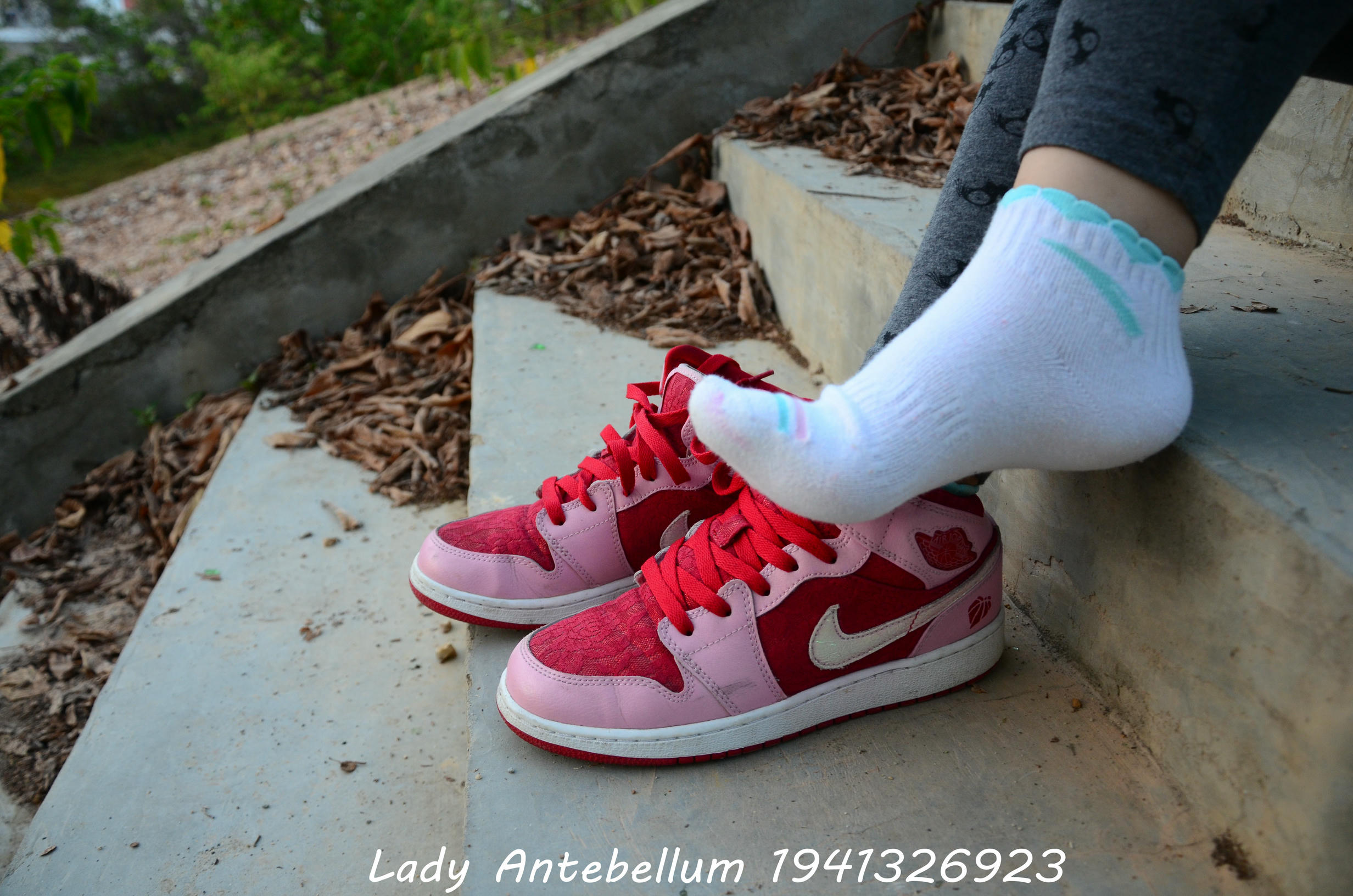 [战前女神] 恋足美腿棉袜女神级摄影套图 095 [95P-235MB]_第3集