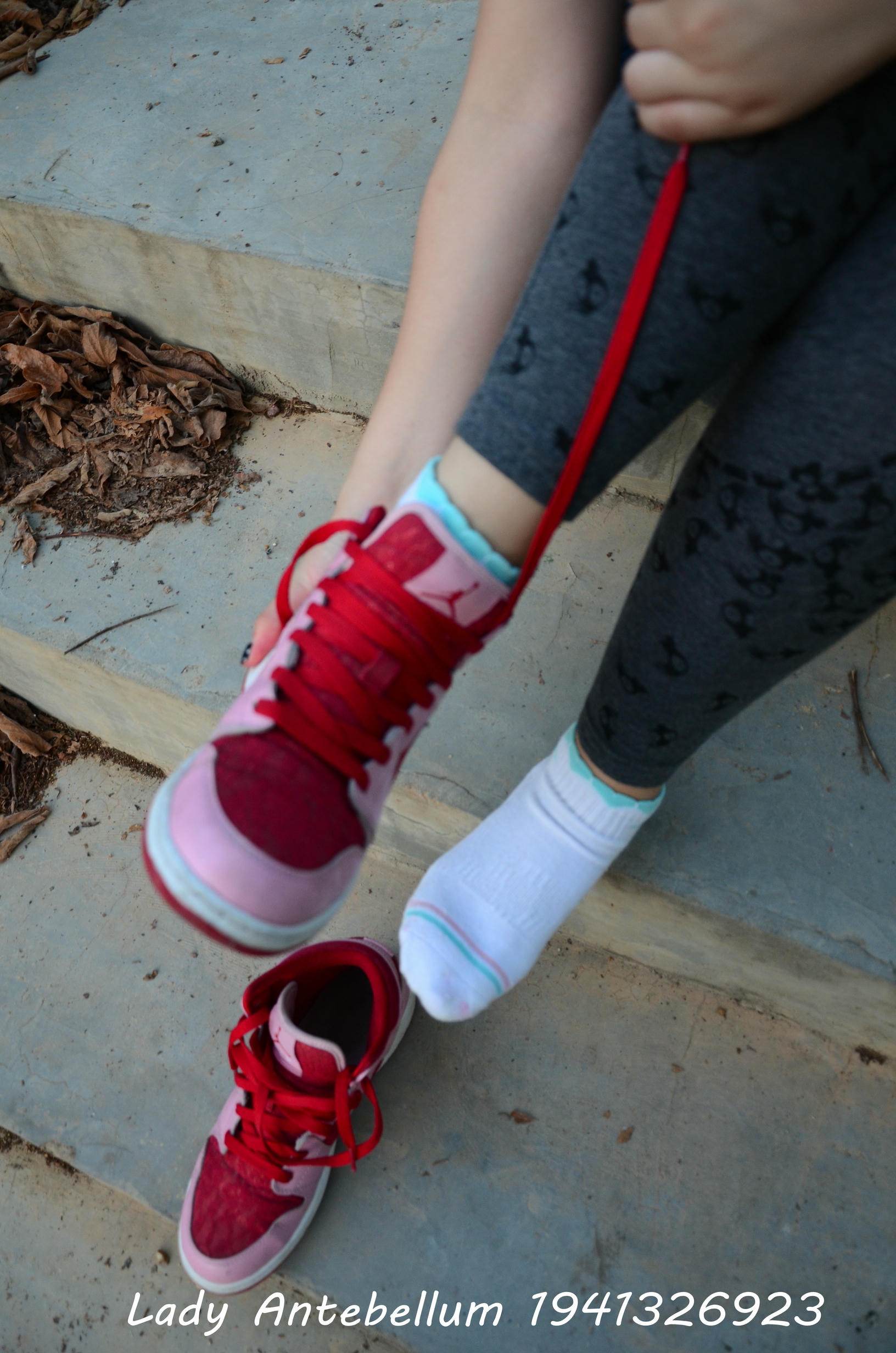 [战前女神] 恋足美腿棉袜女神级摄影套图 095 [95P-235MB]_第3集