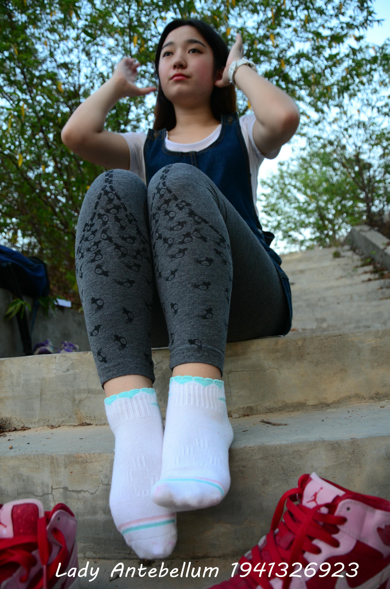 [战前女神] 恋足美腿棉袜女神级摄影套图 095 [95P-235MB]_第3集