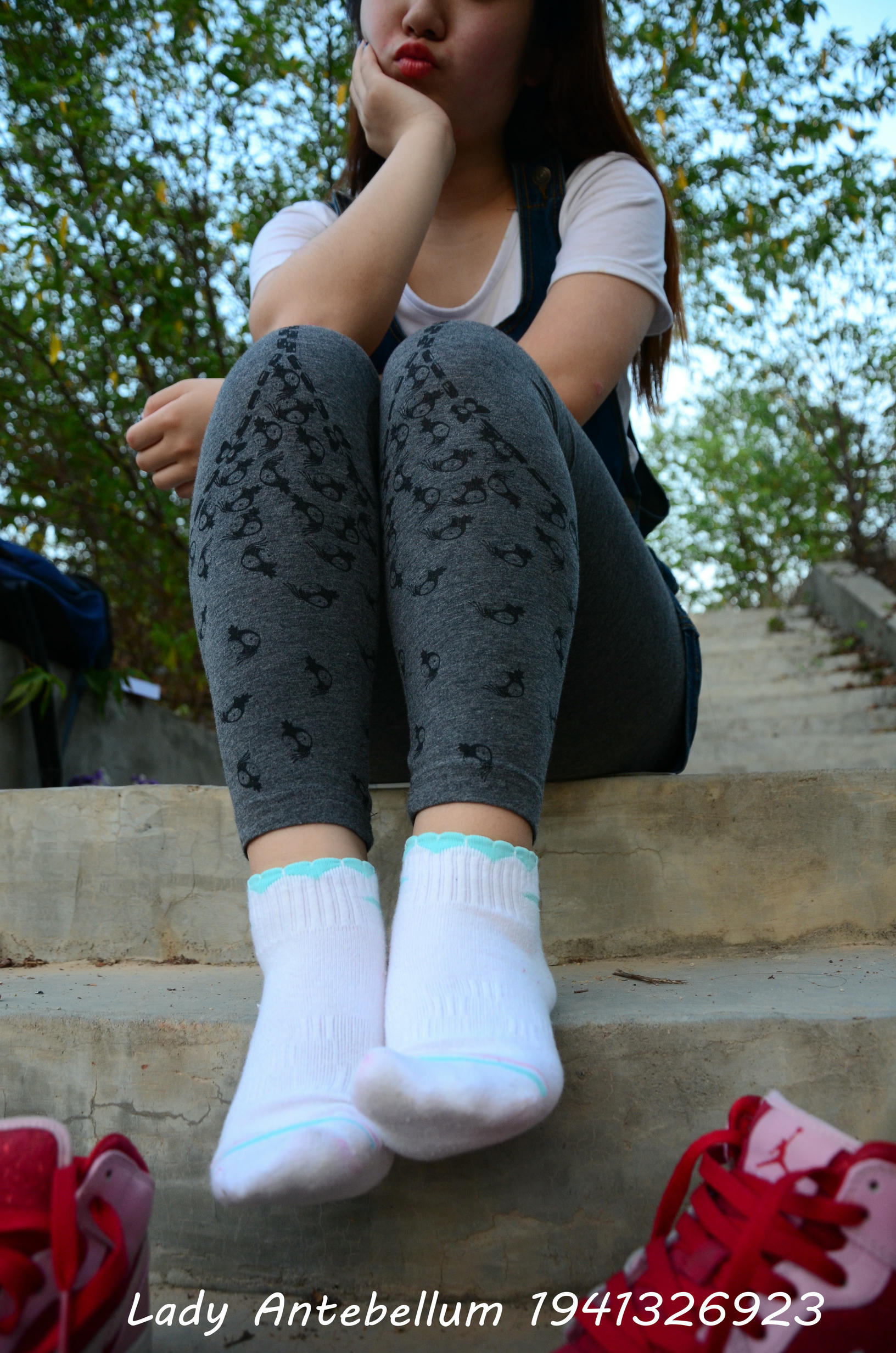 [战前女神] 恋足美腿棉袜女神级摄影套图 095 [95P-235MB]_第3集