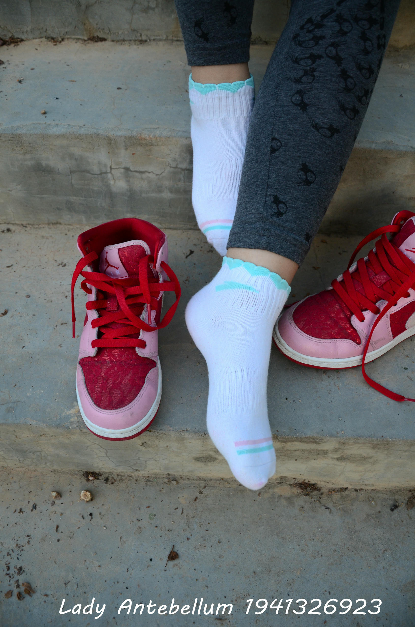 [战前女神] 恋足美腿棉袜女神级摄影套图 095 [95P-235MB]_第4集