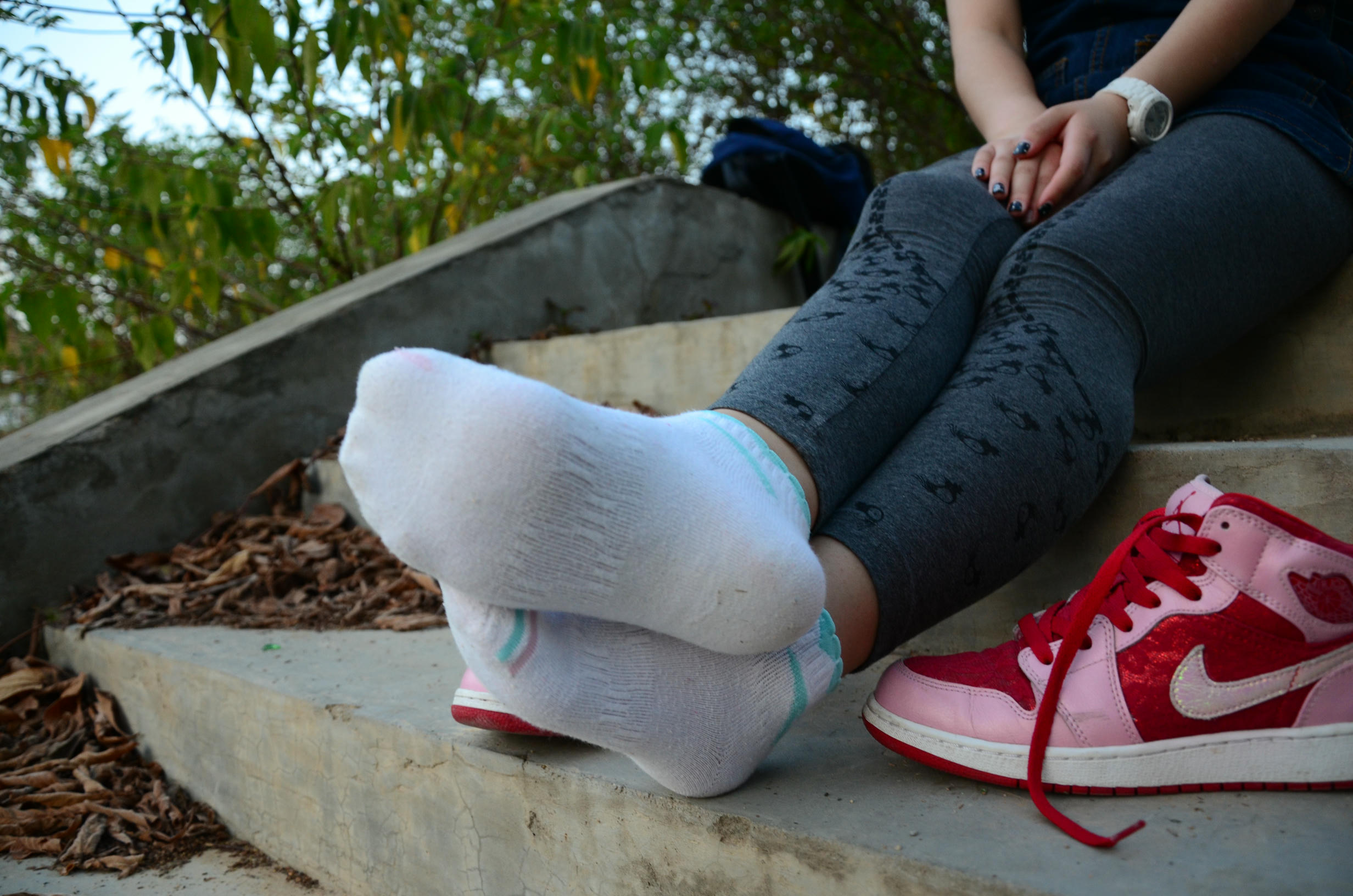 [战前女神] 恋足美腿棉袜女神级摄影套图 095 [95P-235MB]_第4集