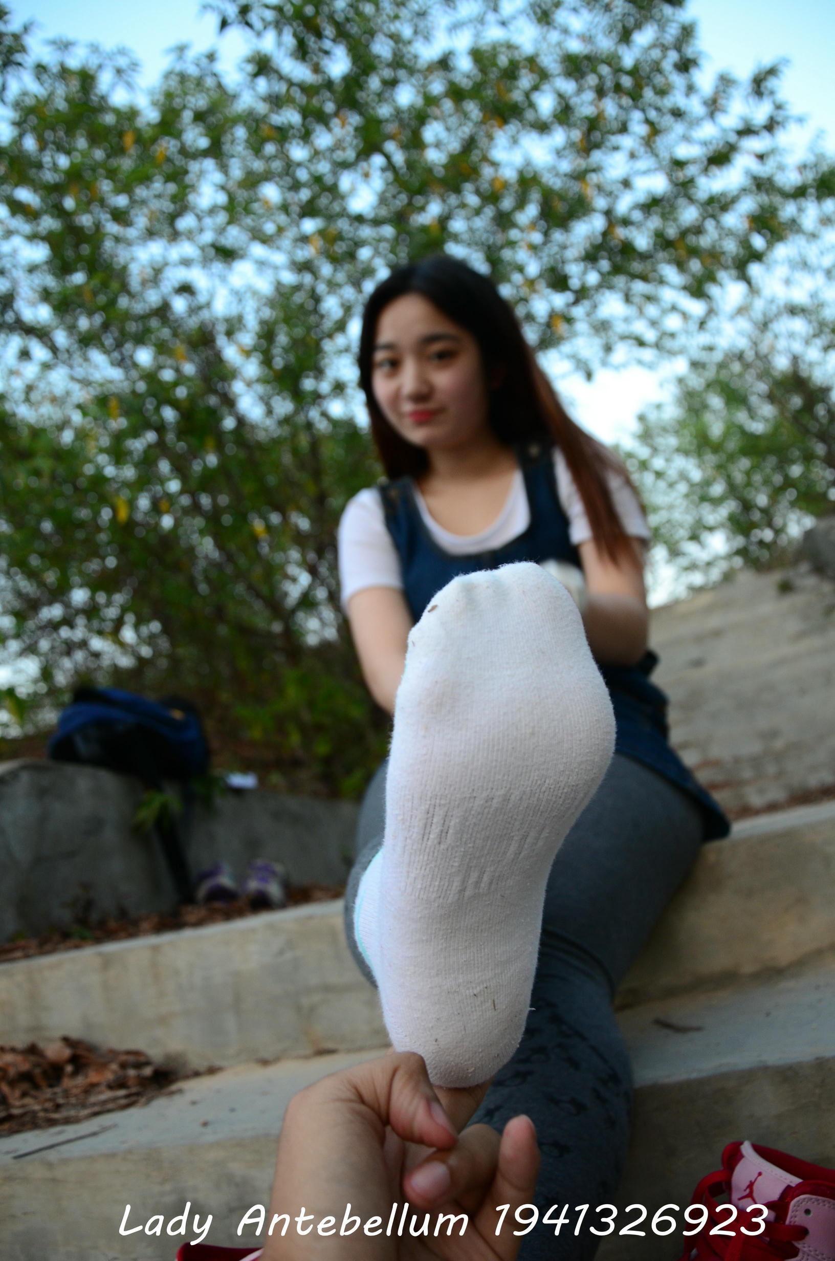 [战前女神] 恋足美腿棉袜女神级摄影套图 095 [95P-235MB]_第4集