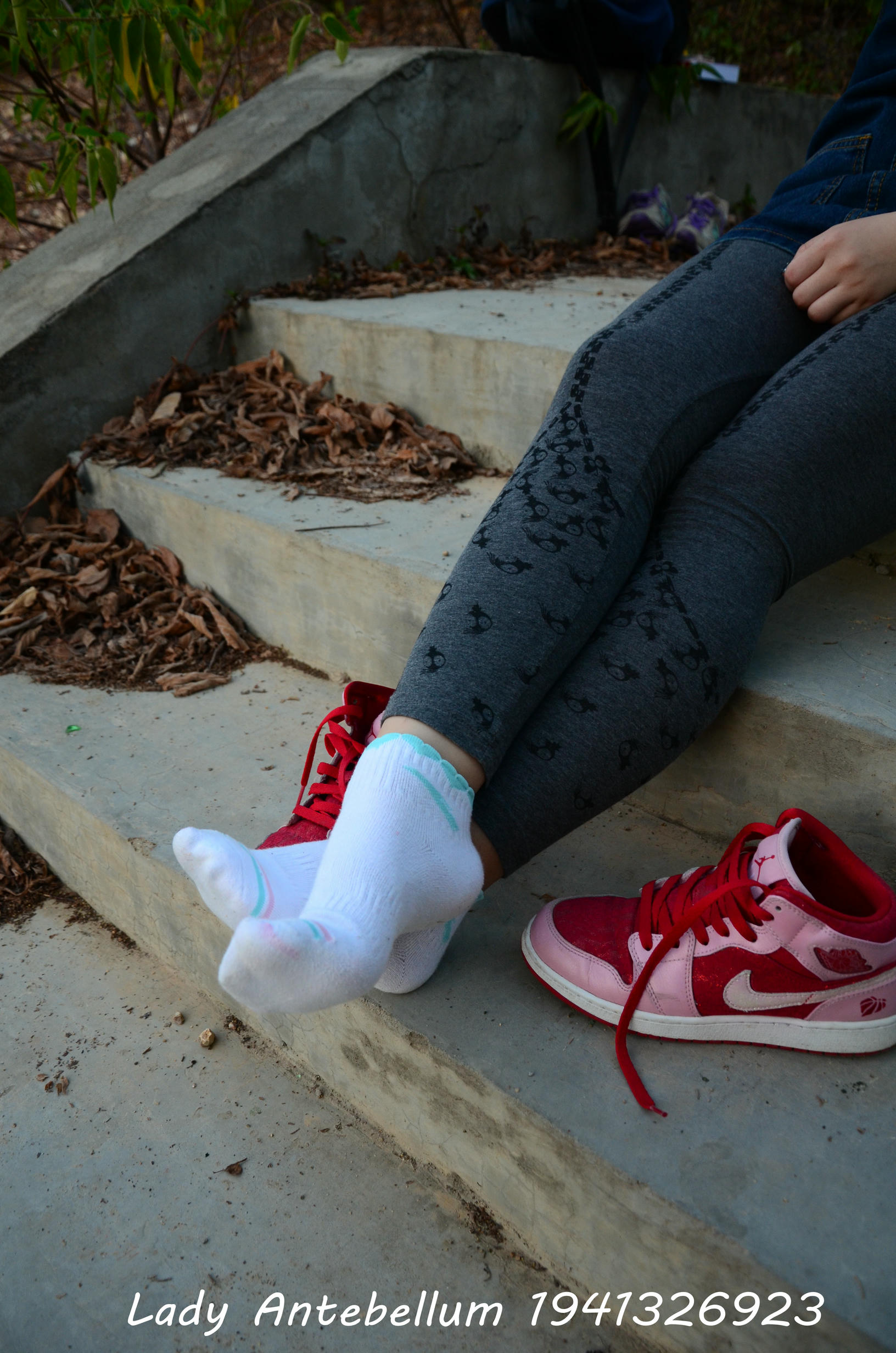 [战前女神] 恋足美腿棉袜女神级摄影套图 095 [95P-235MB]_第4集