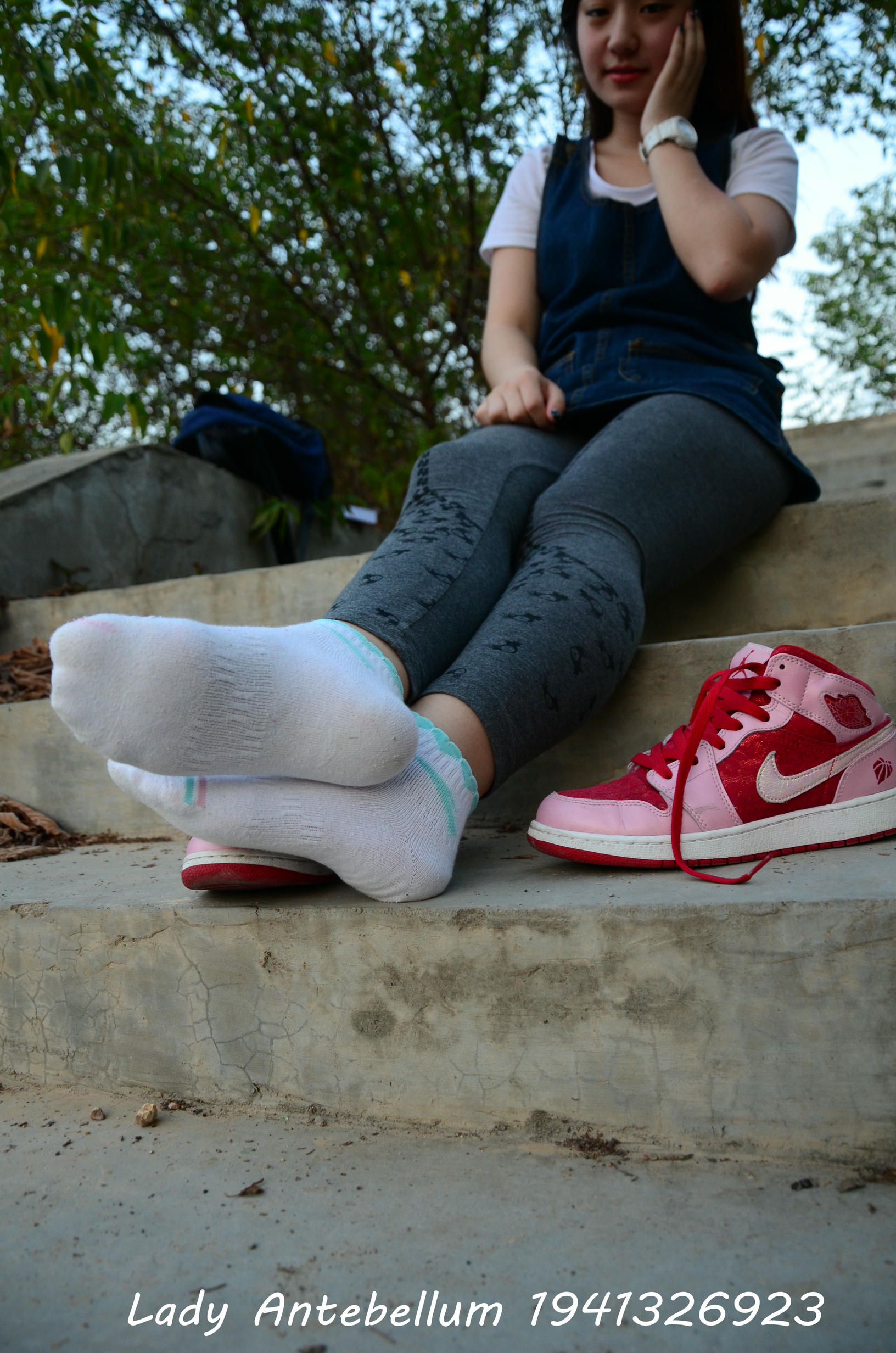 [战前女神] 恋足美腿棉袜女神级摄影套图 095 [95P-235MB]_第4集