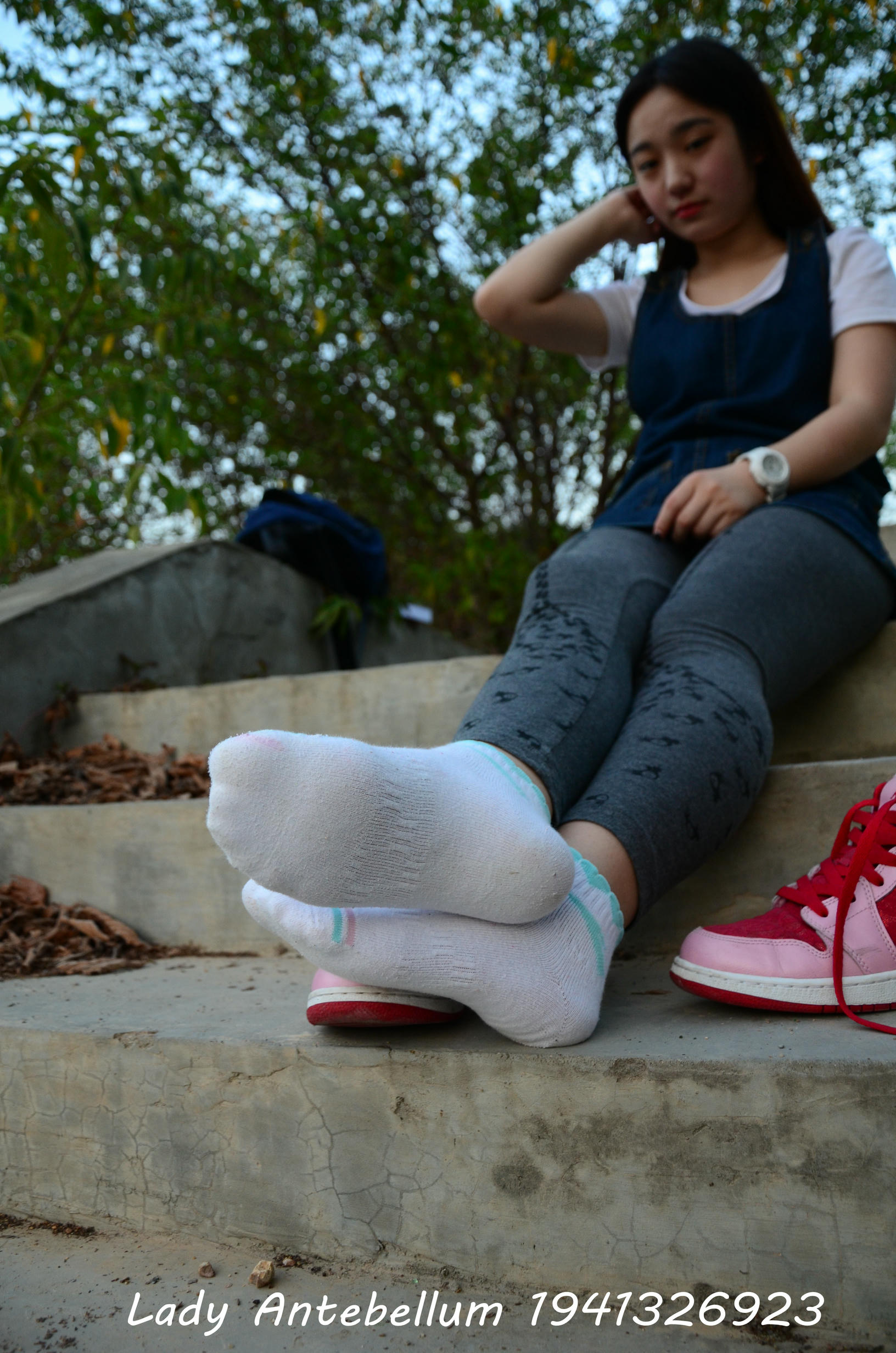 [战前女神] 恋足美腿棉袜女神级摄影套图 095 [95P-235MB]_第5集