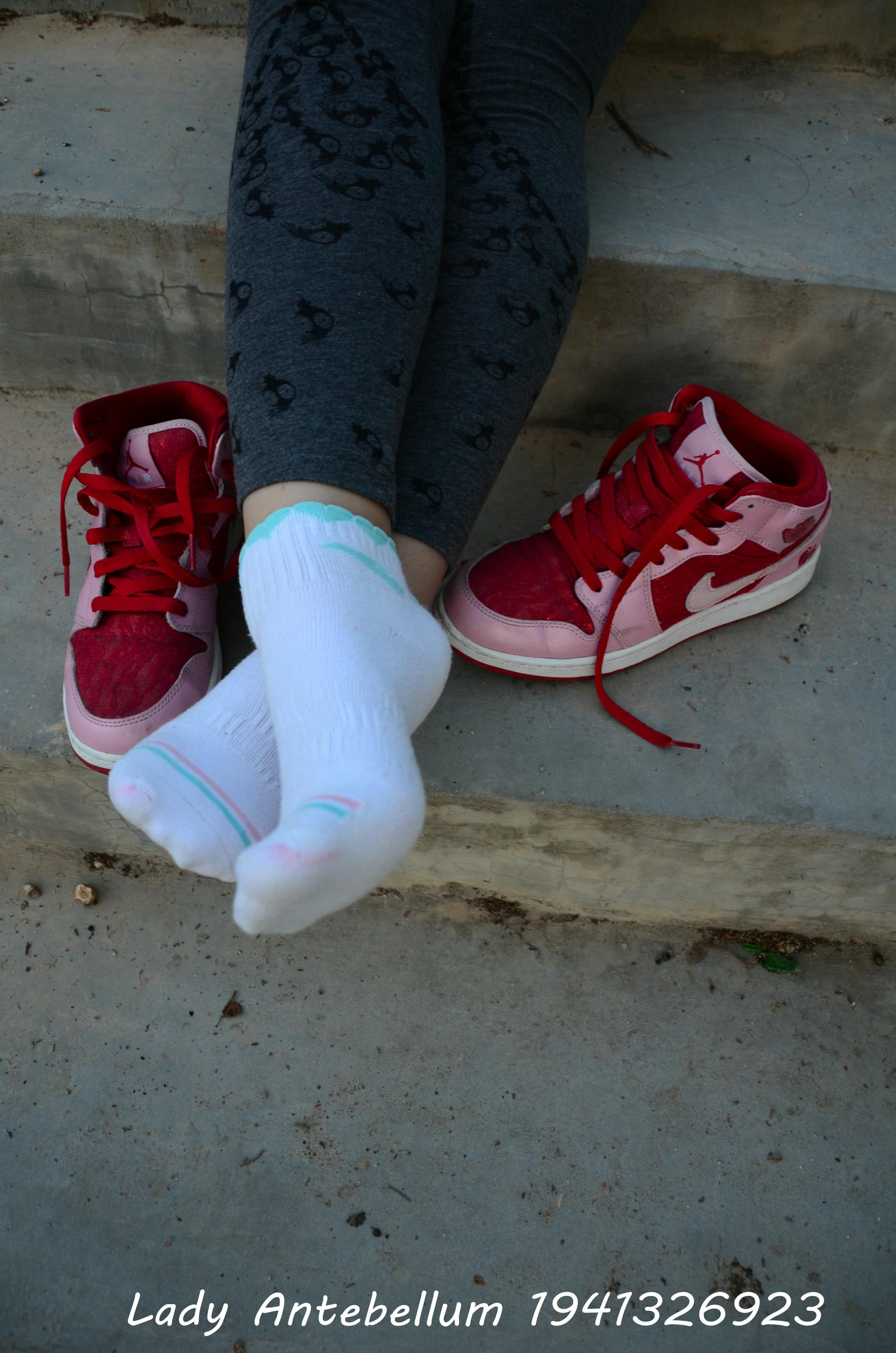 [战前女神] 恋足美腿棉袜女神级摄影套图 095 [95P-235MB]_第5集