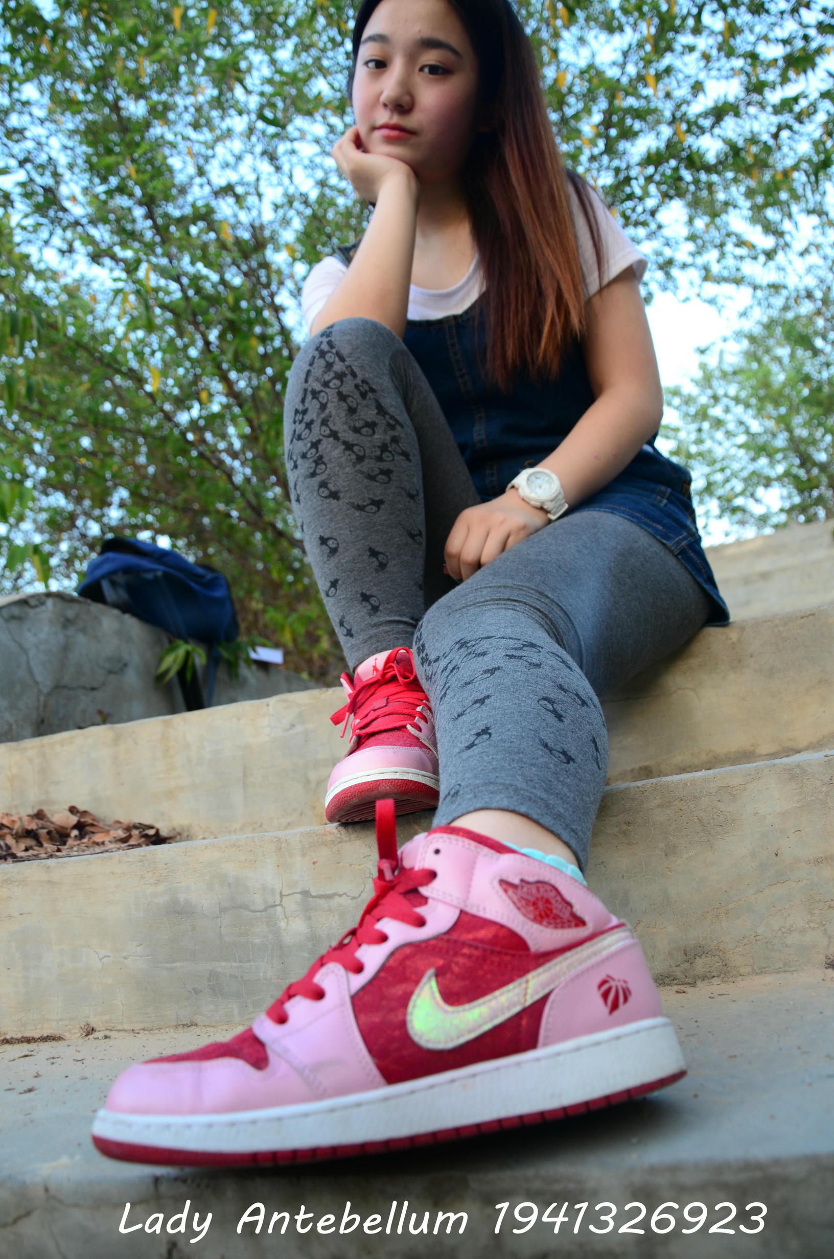 [战前女神] 恋足美腿棉袜女神级摄影套图 095 [95P-235MB]_第1集