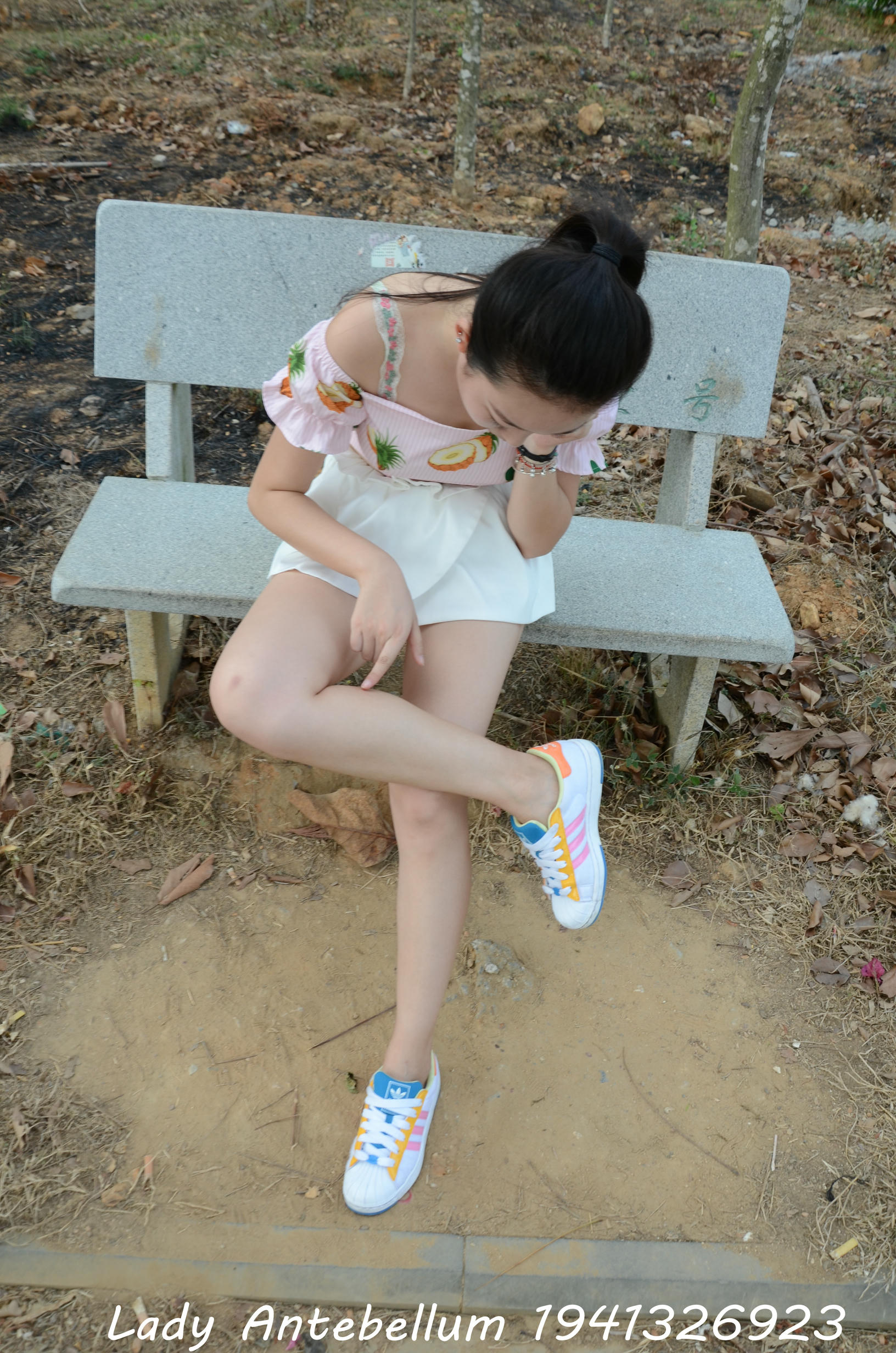 [战前女神] 恋足美腿棉袜女神级摄影套图 097 [120P-301MB]_第6集