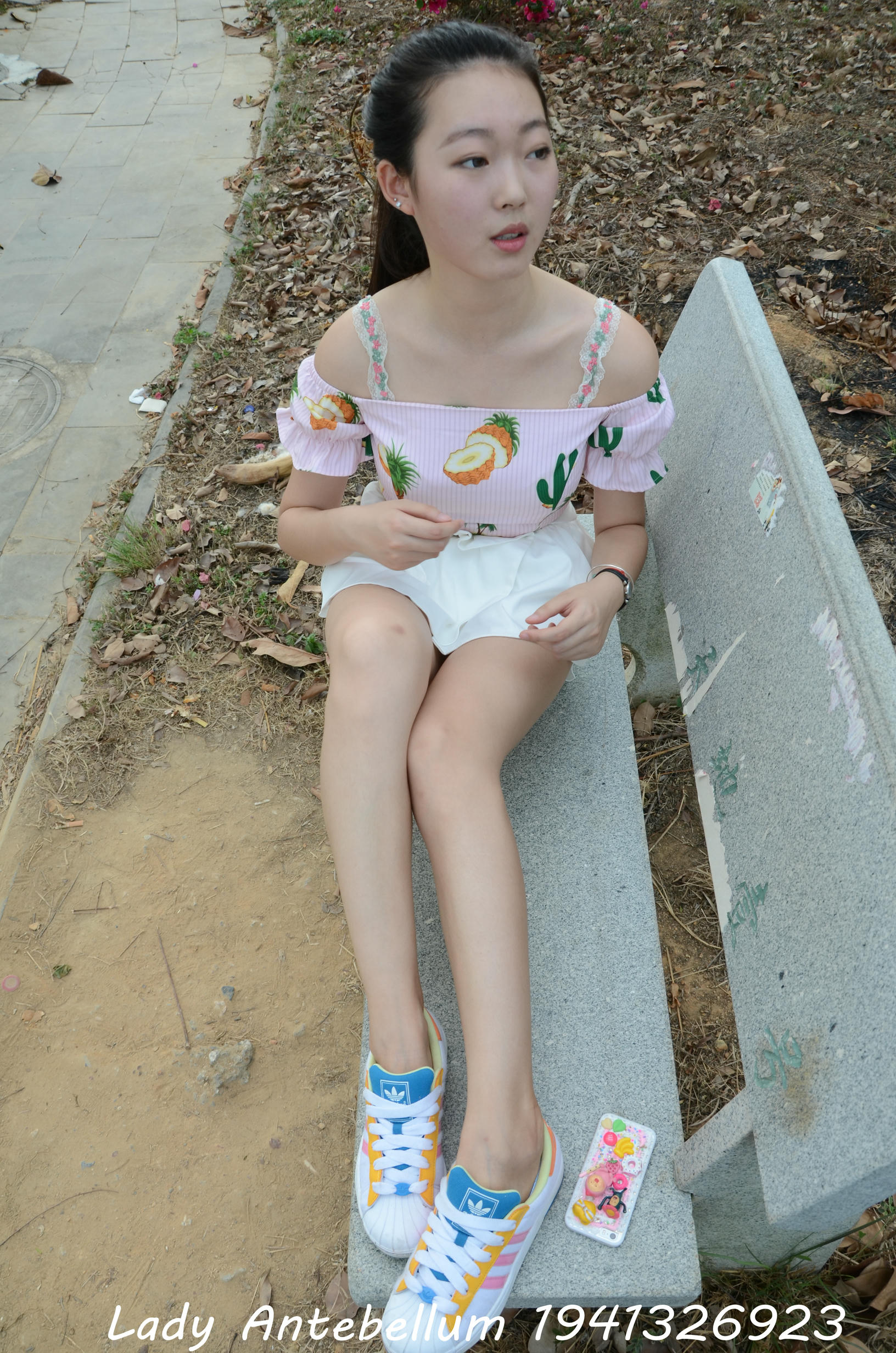 [战前女神] 恋足美腿棉袜女神级摄影套图 097 [120P-301MB]_第1集