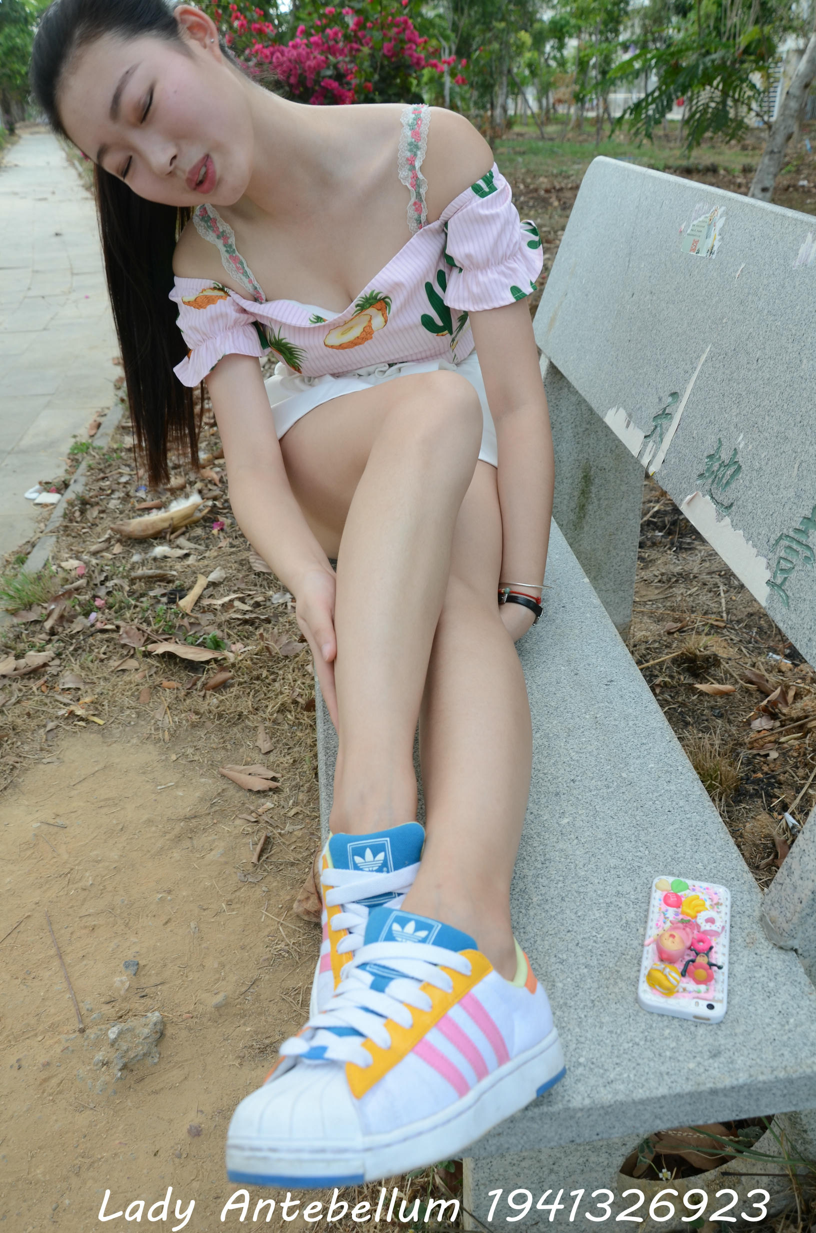 [战前女神] 恋足美腿棉袜女神级摄影套图 097 [120P-301MB]_第2集