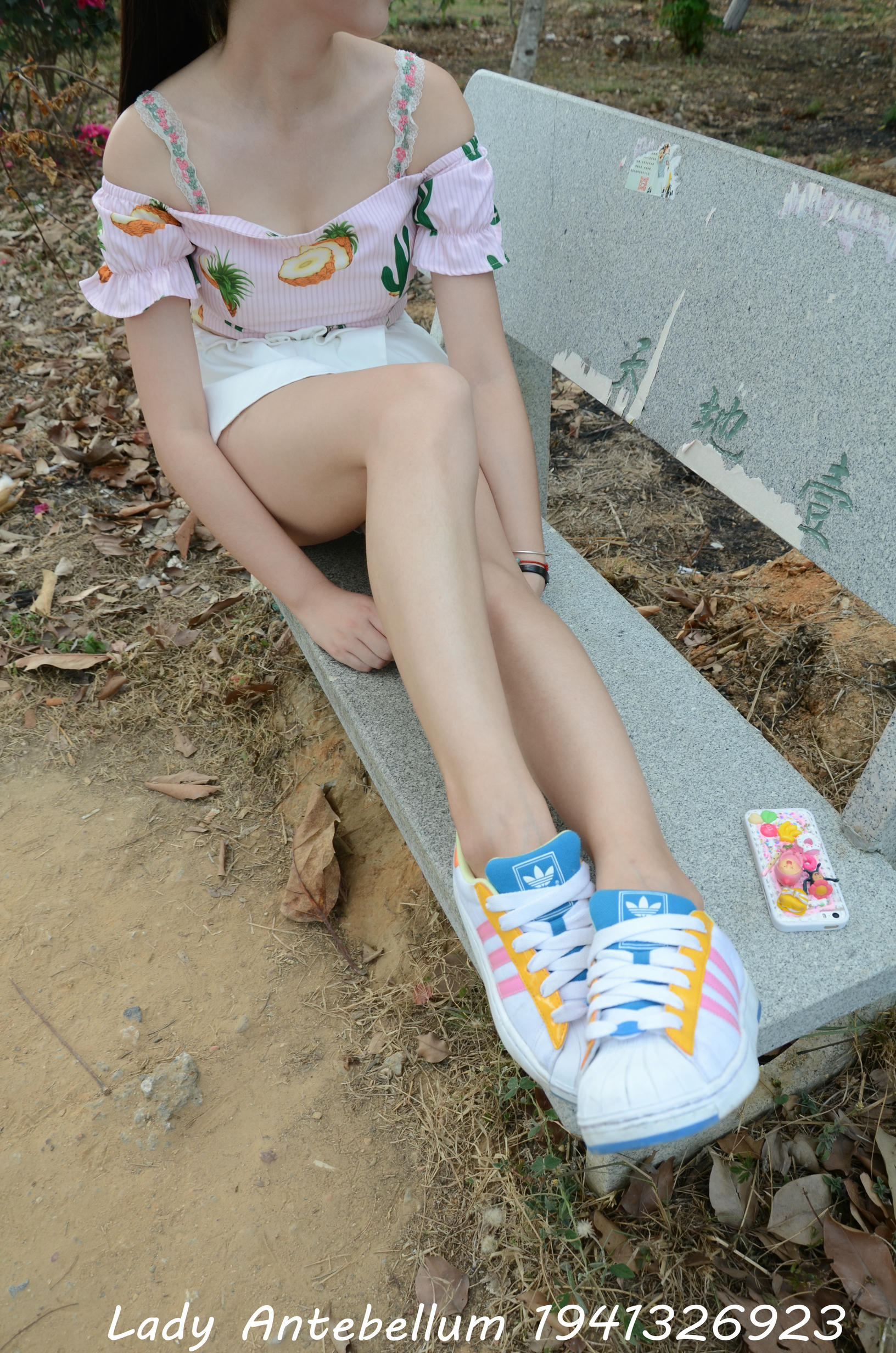 [战前女神] 恋足美腿棉袜女神级摄影套图 097 [120P-301MB]_第2集