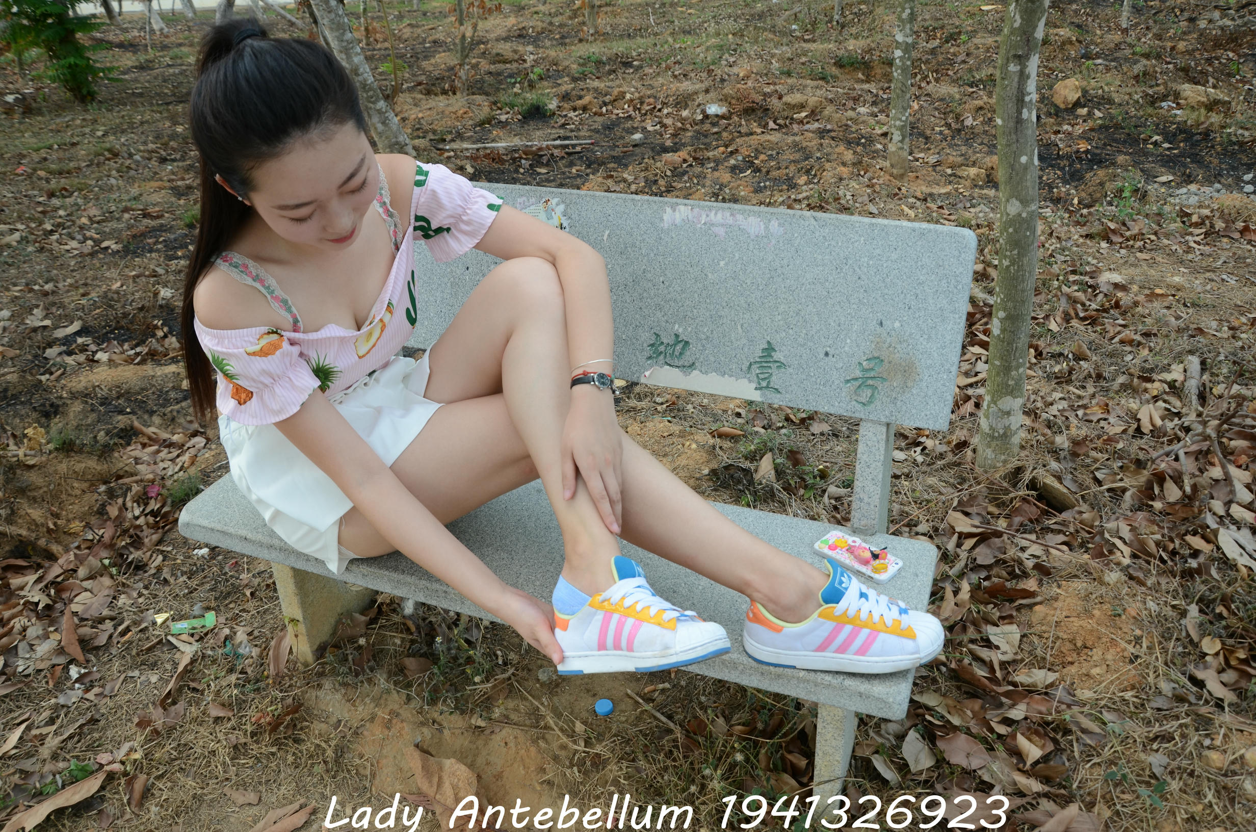 [战前女神] 恋足美腿棉袜女神级摄影套图 097 [120P-301MB]_第2集