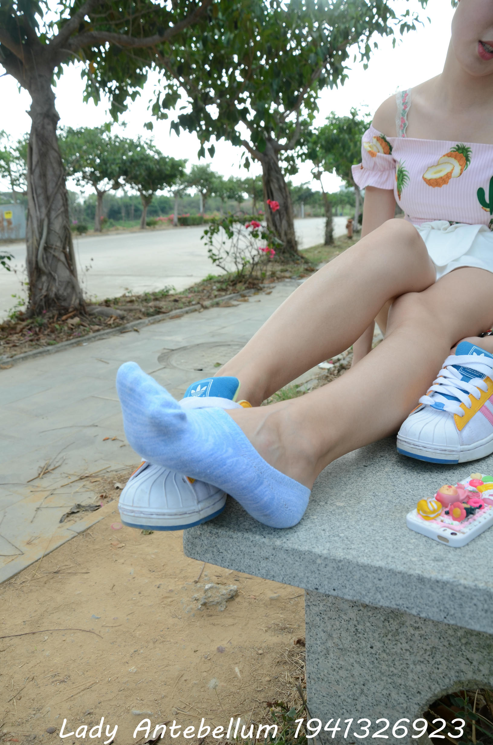 [战前女神] 恋足美腿棉袜女神级摄影套图 097 [120P-301MB]_第3集