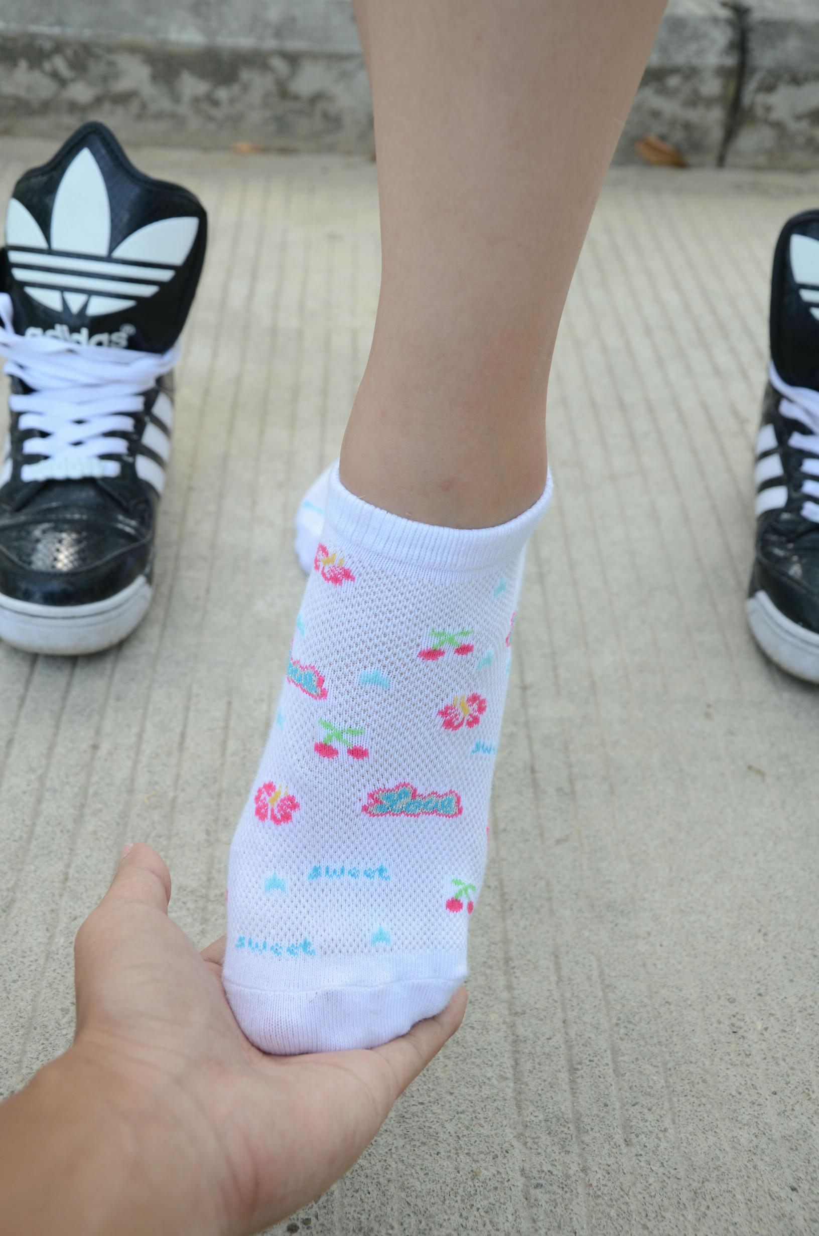 [战前女神] 恋足美腿棉袜女神级摄影套图 098 [140P-319MB]_第7集