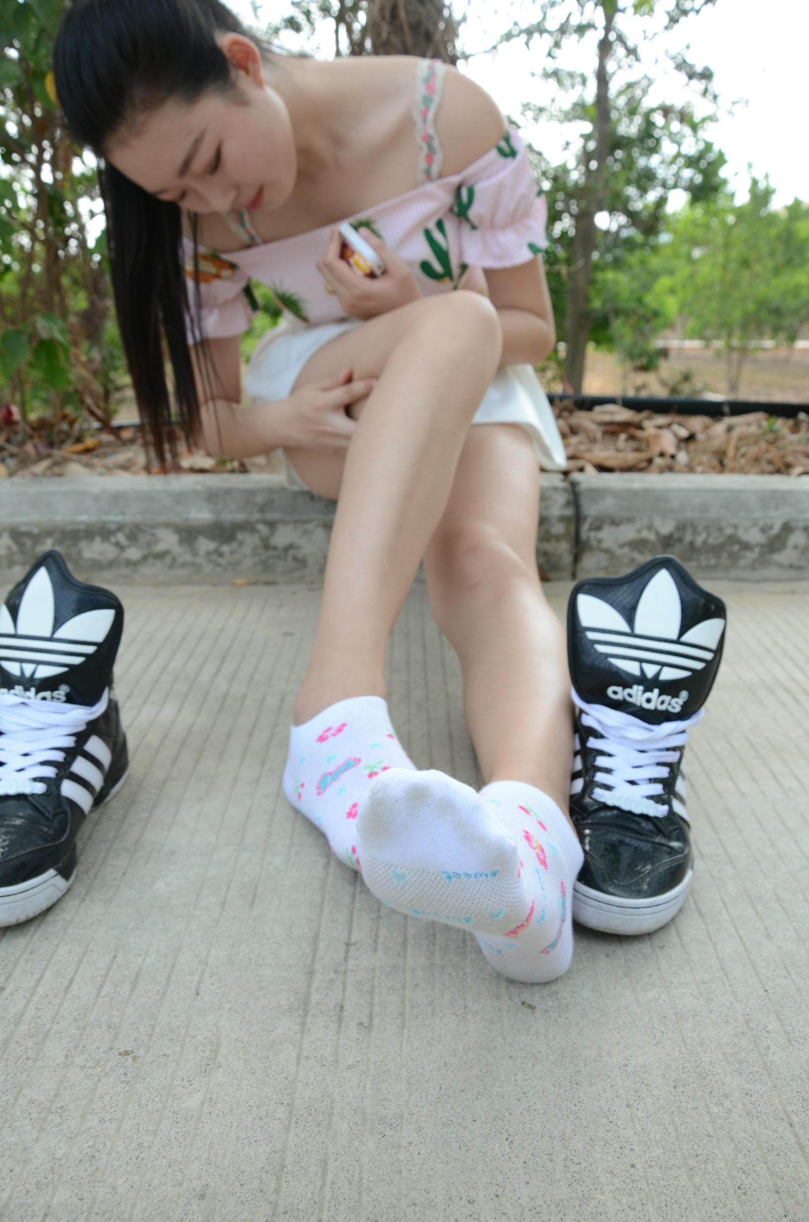 [战前女神] 恋足美腿棉袜女神级摄影套图 098 [140P-319MB]_第7集