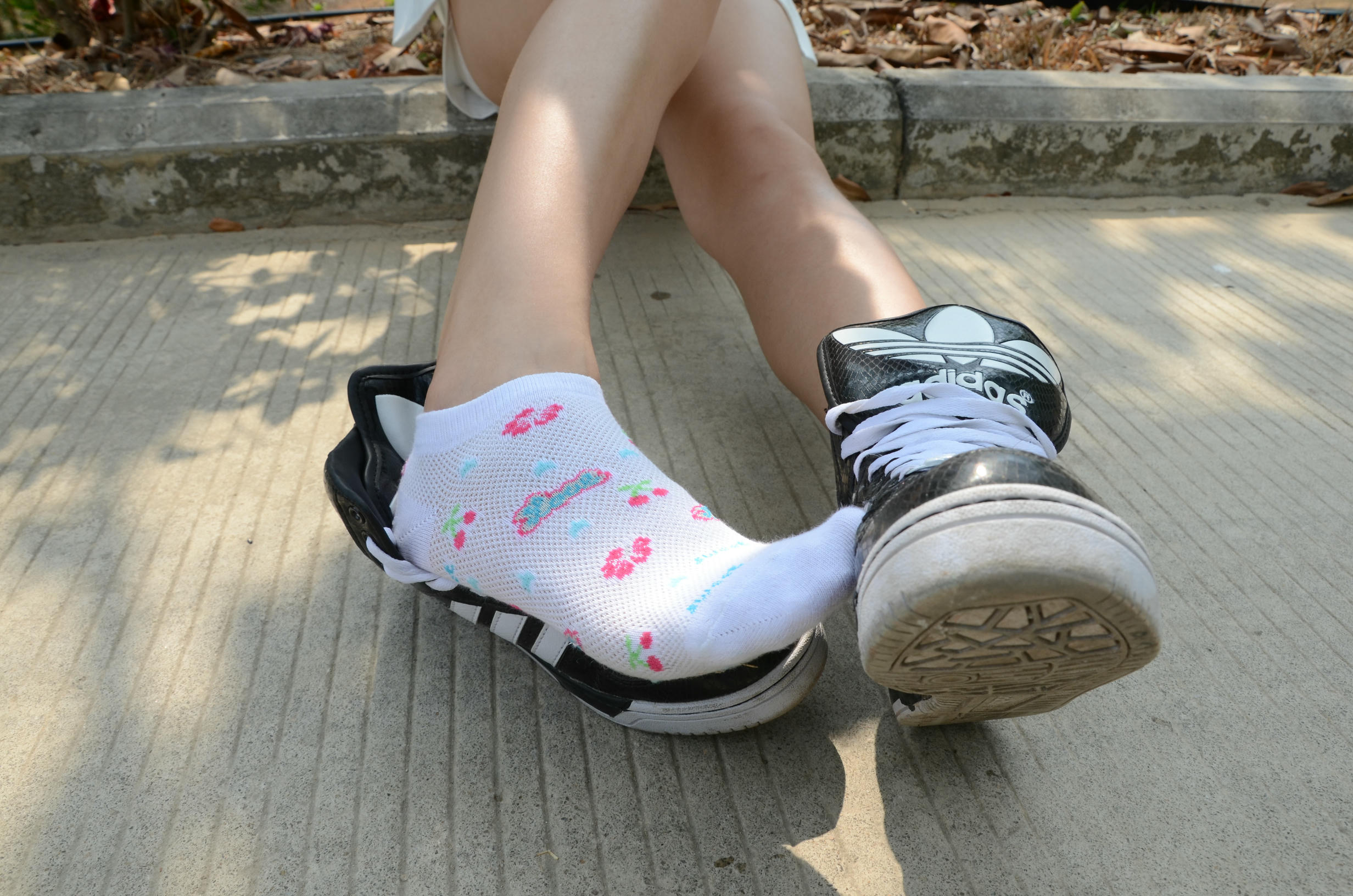 [战前女神] 恋足美腿棉袜女神级摄影套图 098 [140P-319MB]_第3集