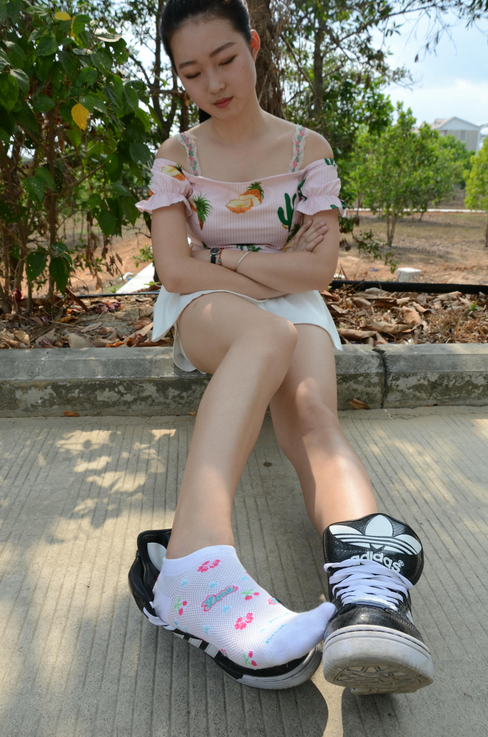 [战前女神] 恋足美腿棉袜女神级摄影套图 098 [140P-319MB]_第3集