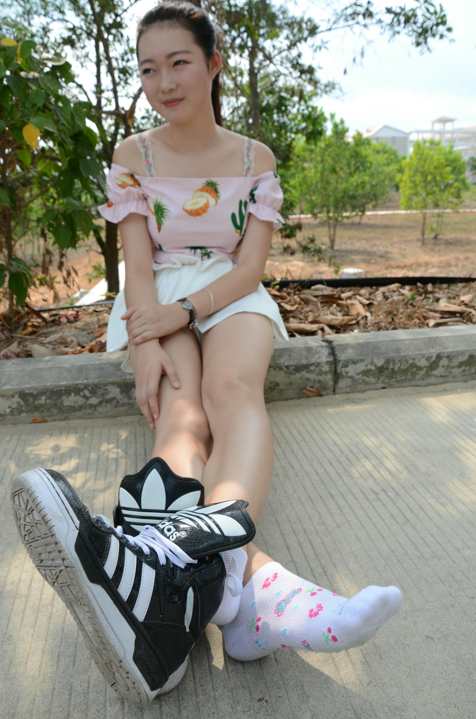 [战前女神] 恋足美腿棉袜女神级摄影套图 098 [140P-319MB]_第3集