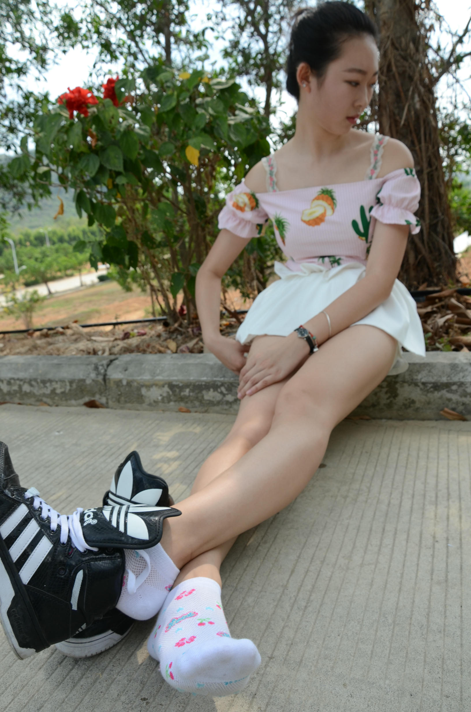 [战前女神] 恋足美腿棉袜女神级摄影套图 098 [140P-319MB]_第4集