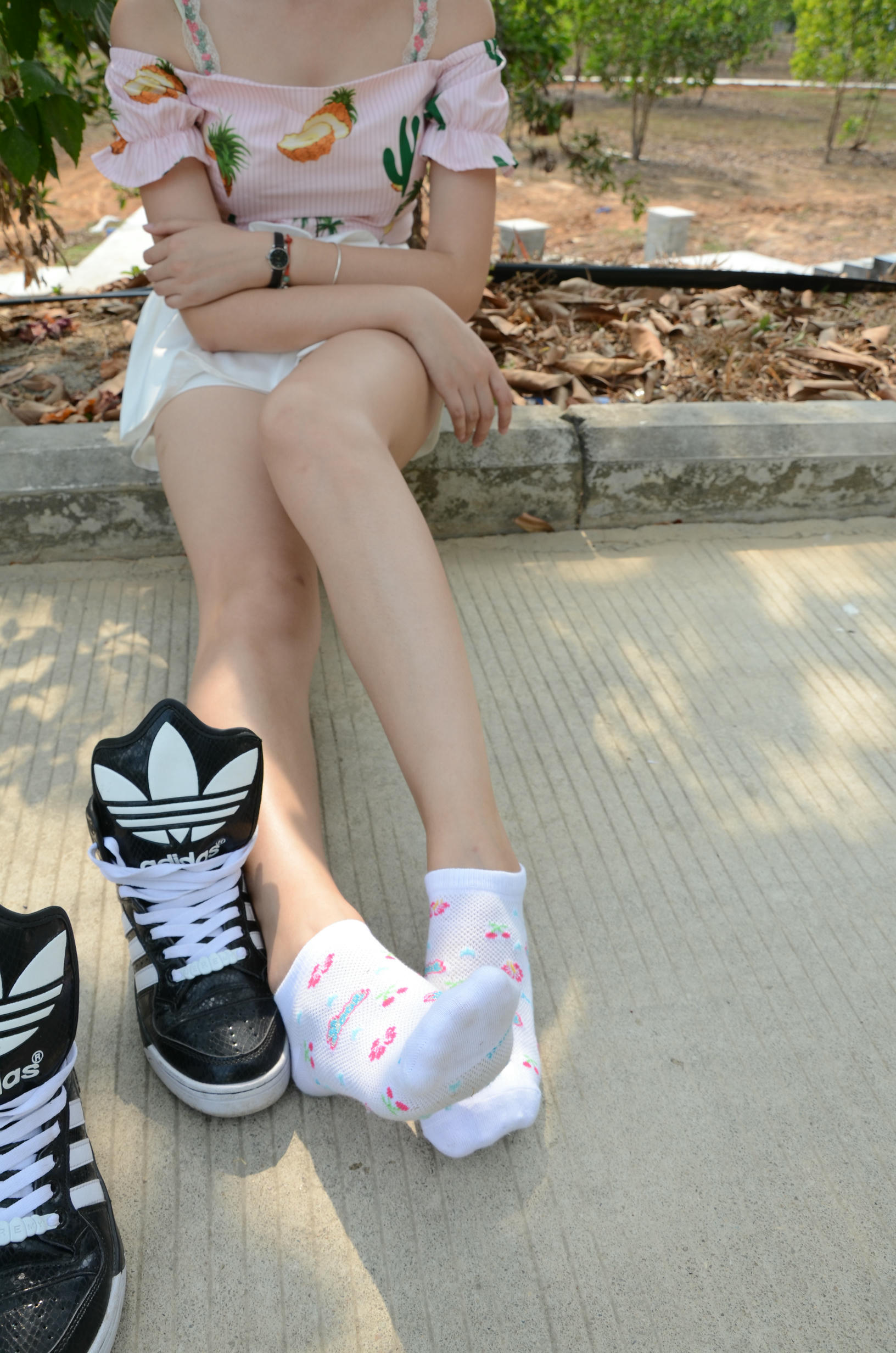 [战前女神] 恋足美腿棉袜女神级摄影套图 098 [140P-319MB]_第4集