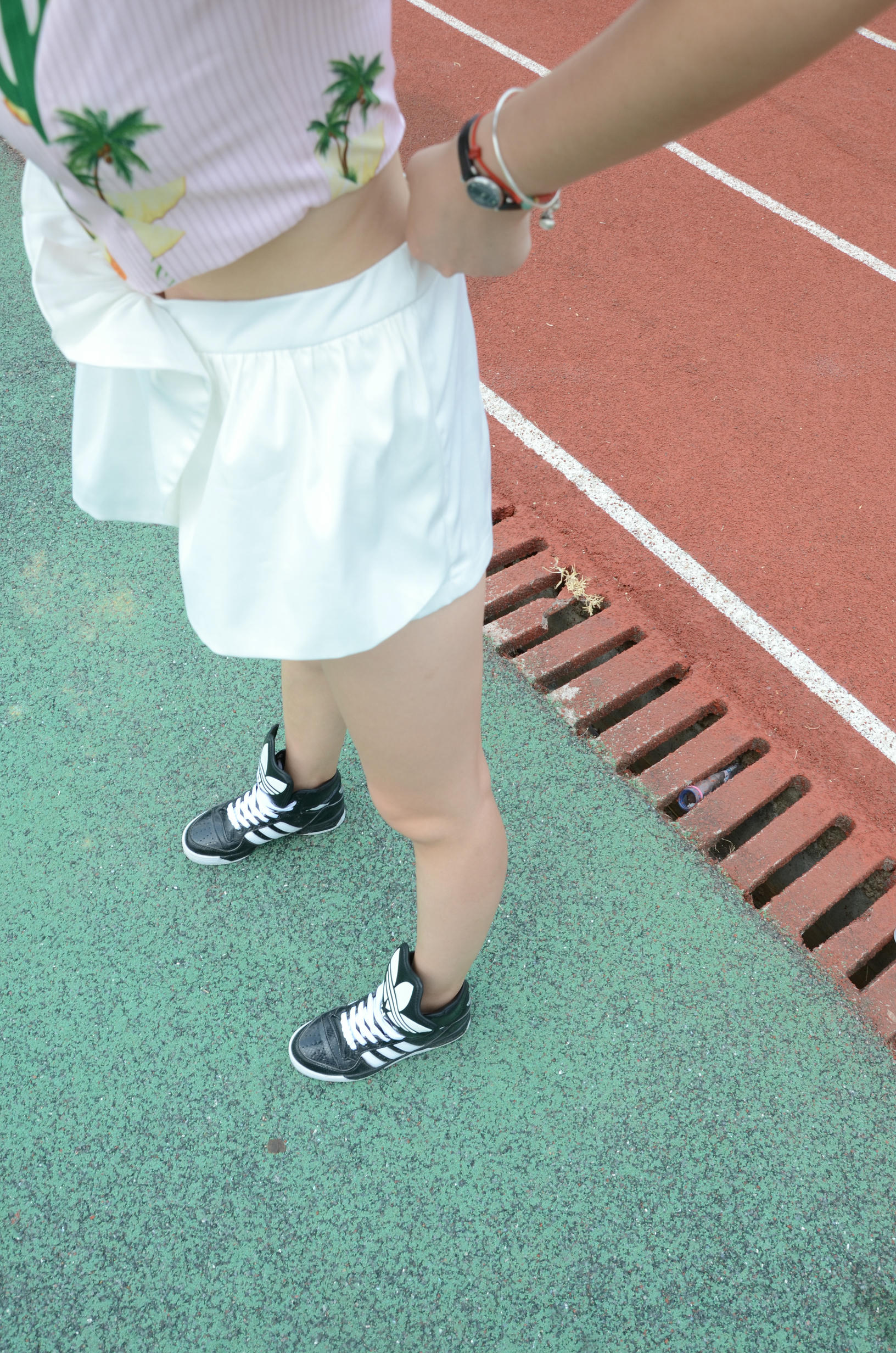 [战前女神] 恋足美腿棉袜女神级摄影套图 098 [140P-319MB]_第1集